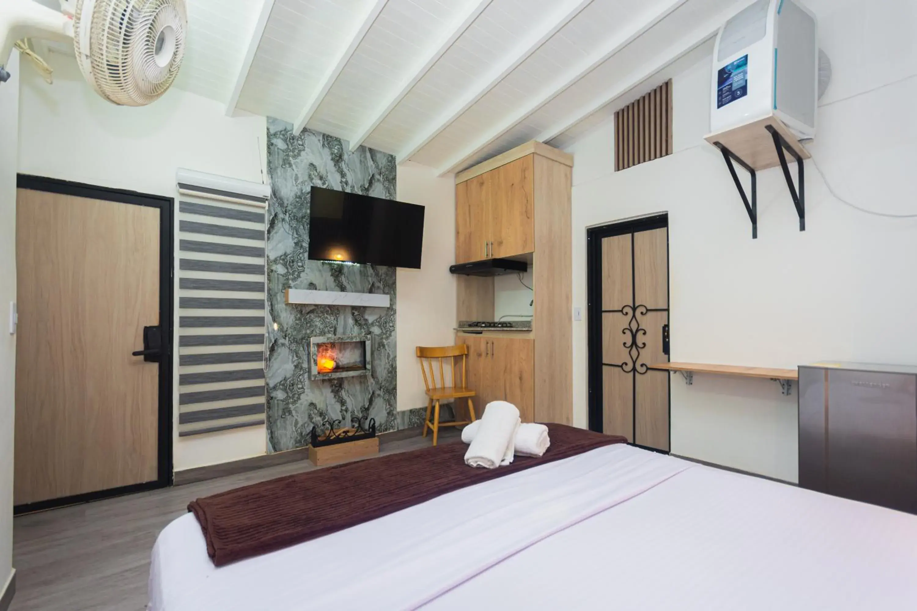 Bed in Hotel Lares 70 Laureles Bed in Hotel Lares 70 Laureles