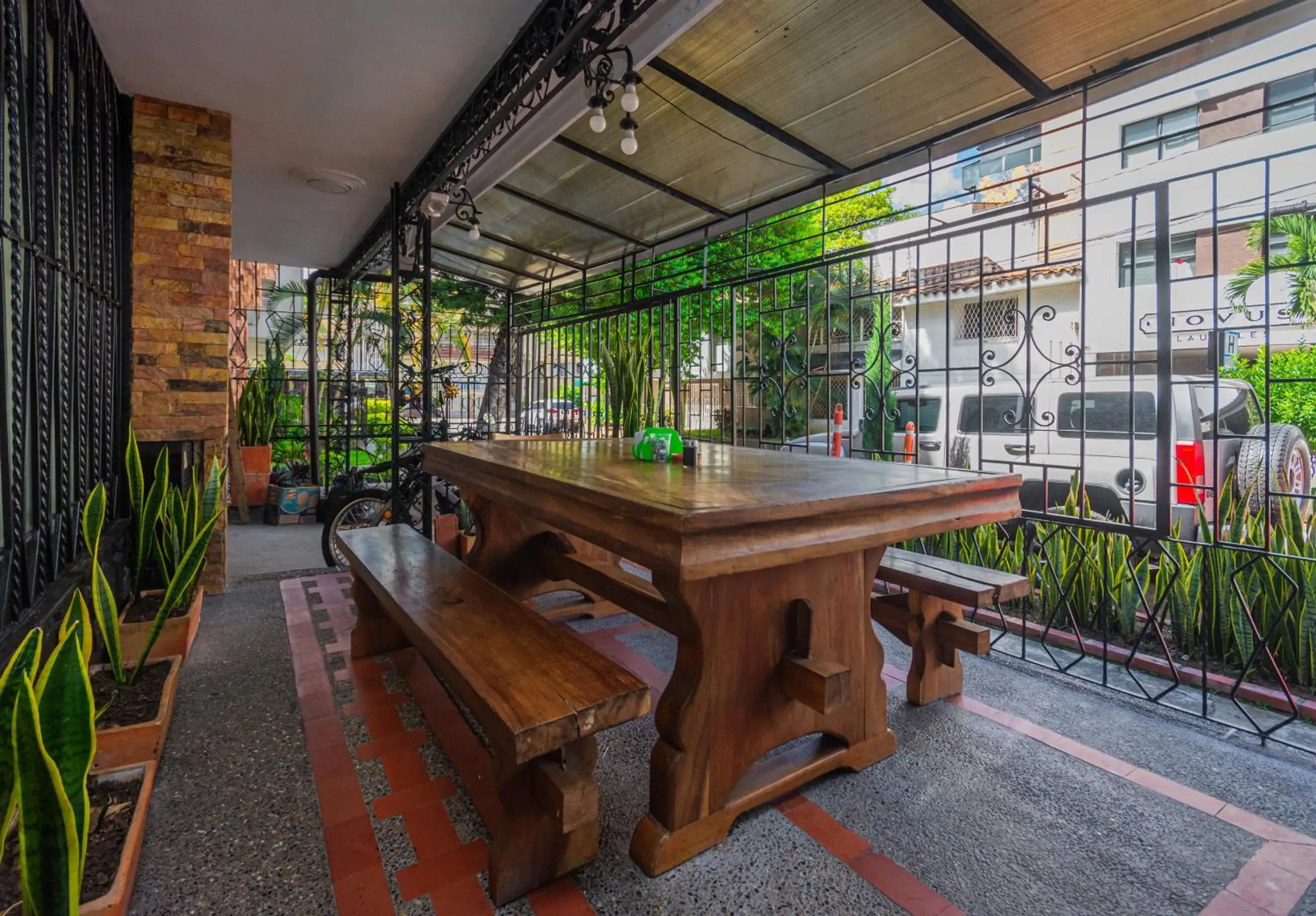 Restaurant/places to eat in Hotel Lares 70 Laureles Restaurant/places to eat in Hotel Lares 70 Laureles