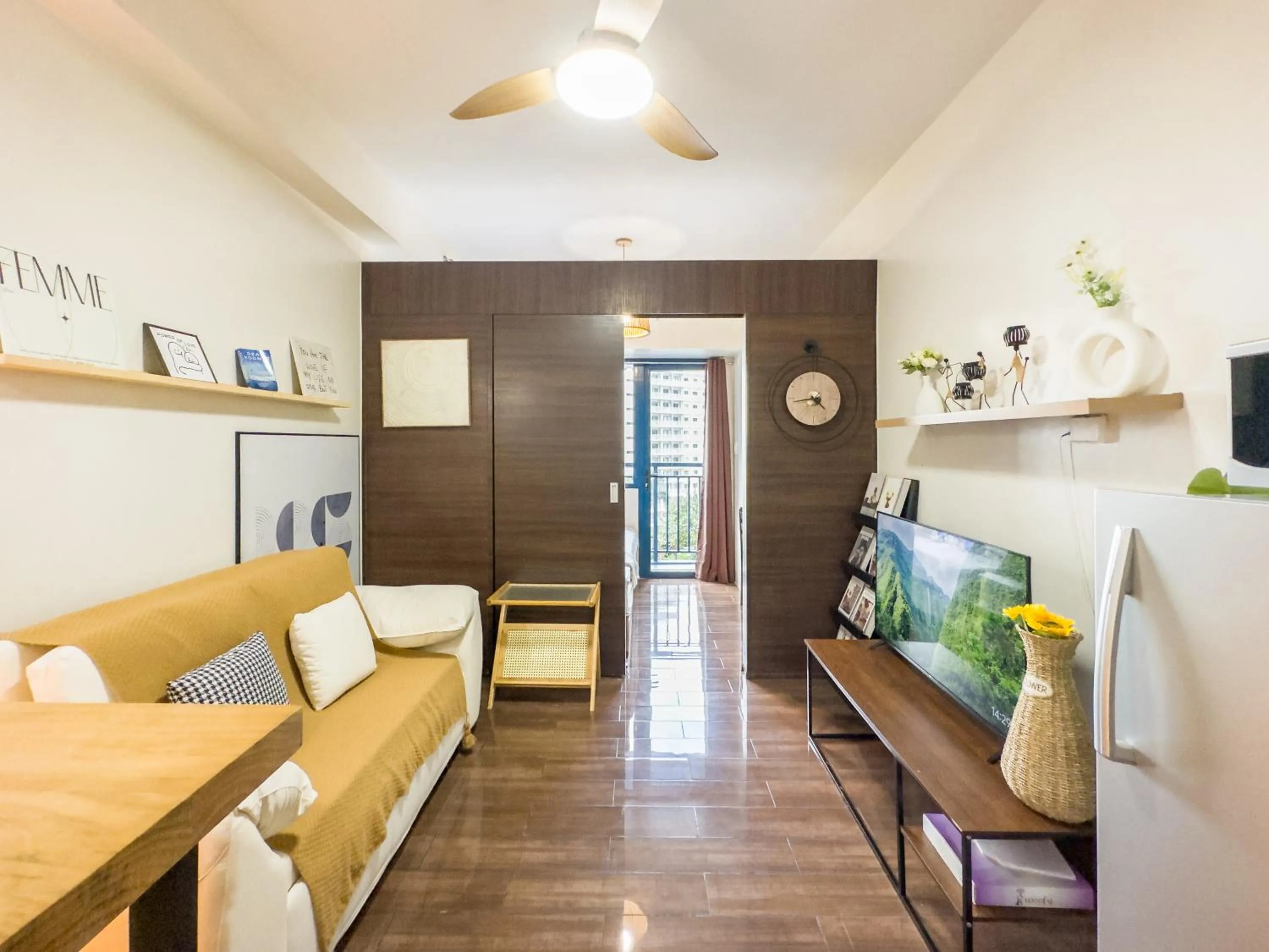 TV and multimedia in GemstoneBR in SMDC Air Residences