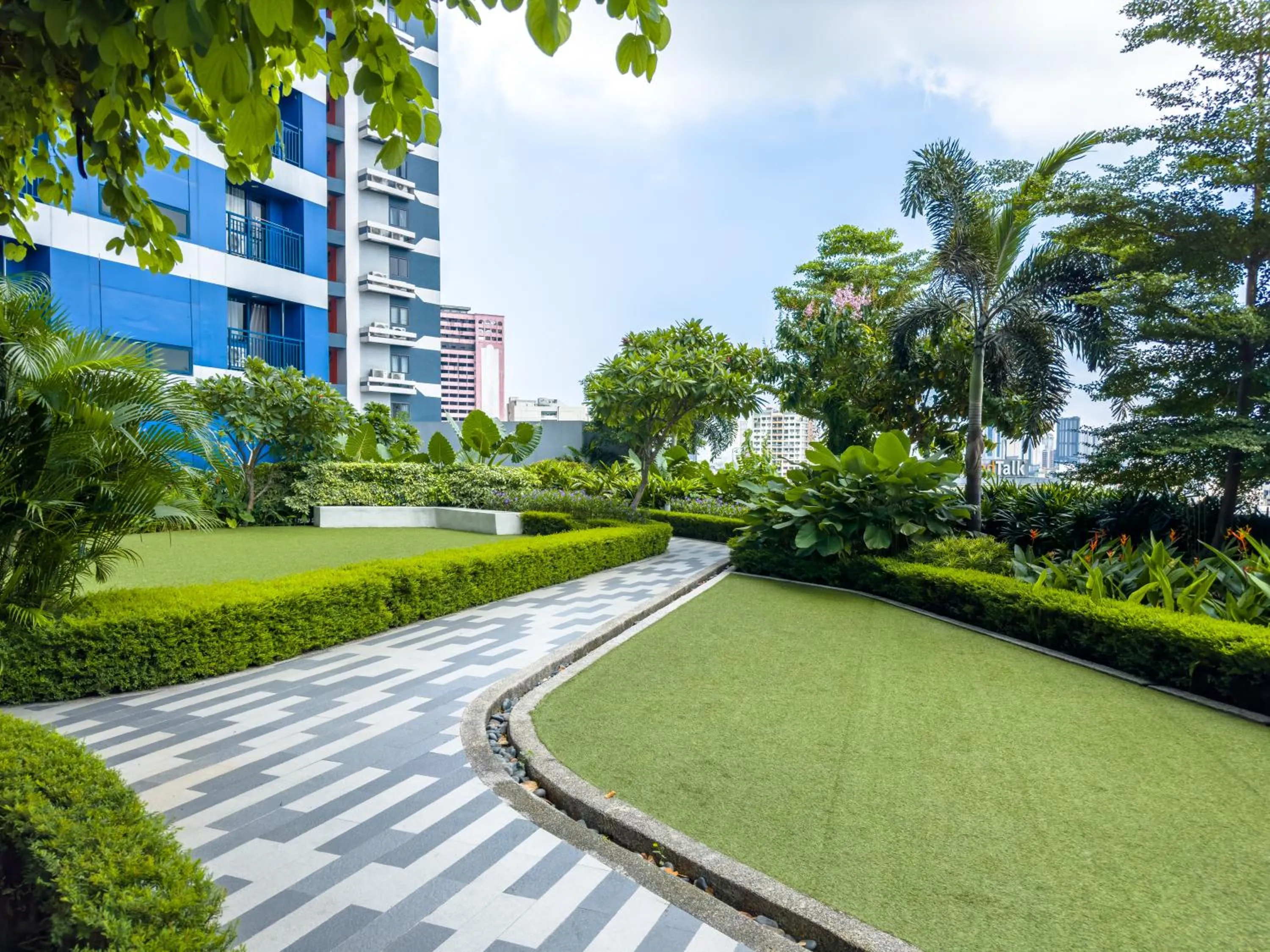 Garden view in GemstoneBR in SMDC Air Residences