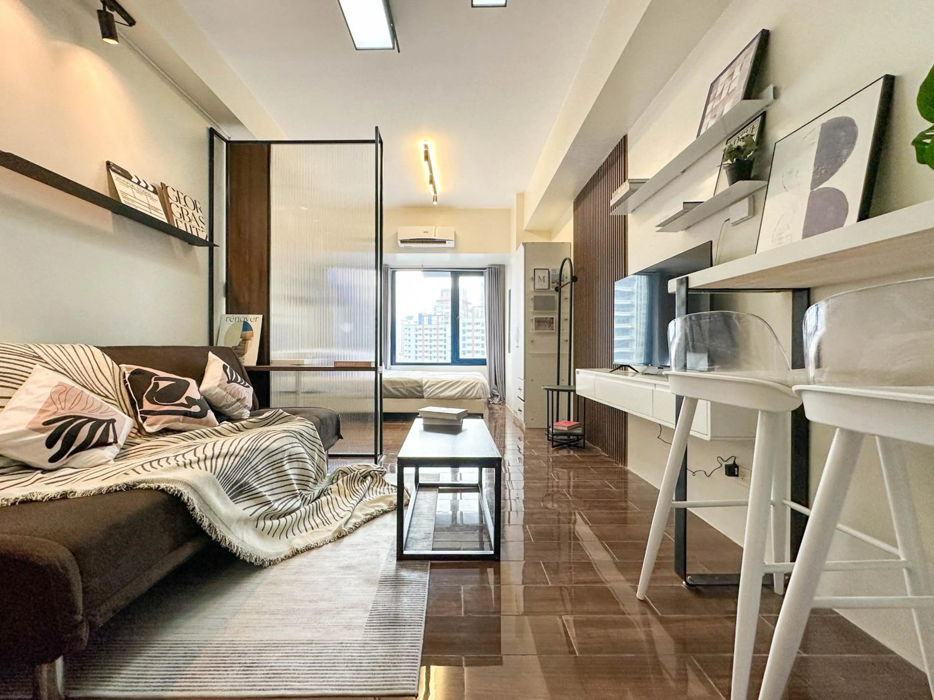 TV and multimedia in GemstoneBR in SMDC Air Residences