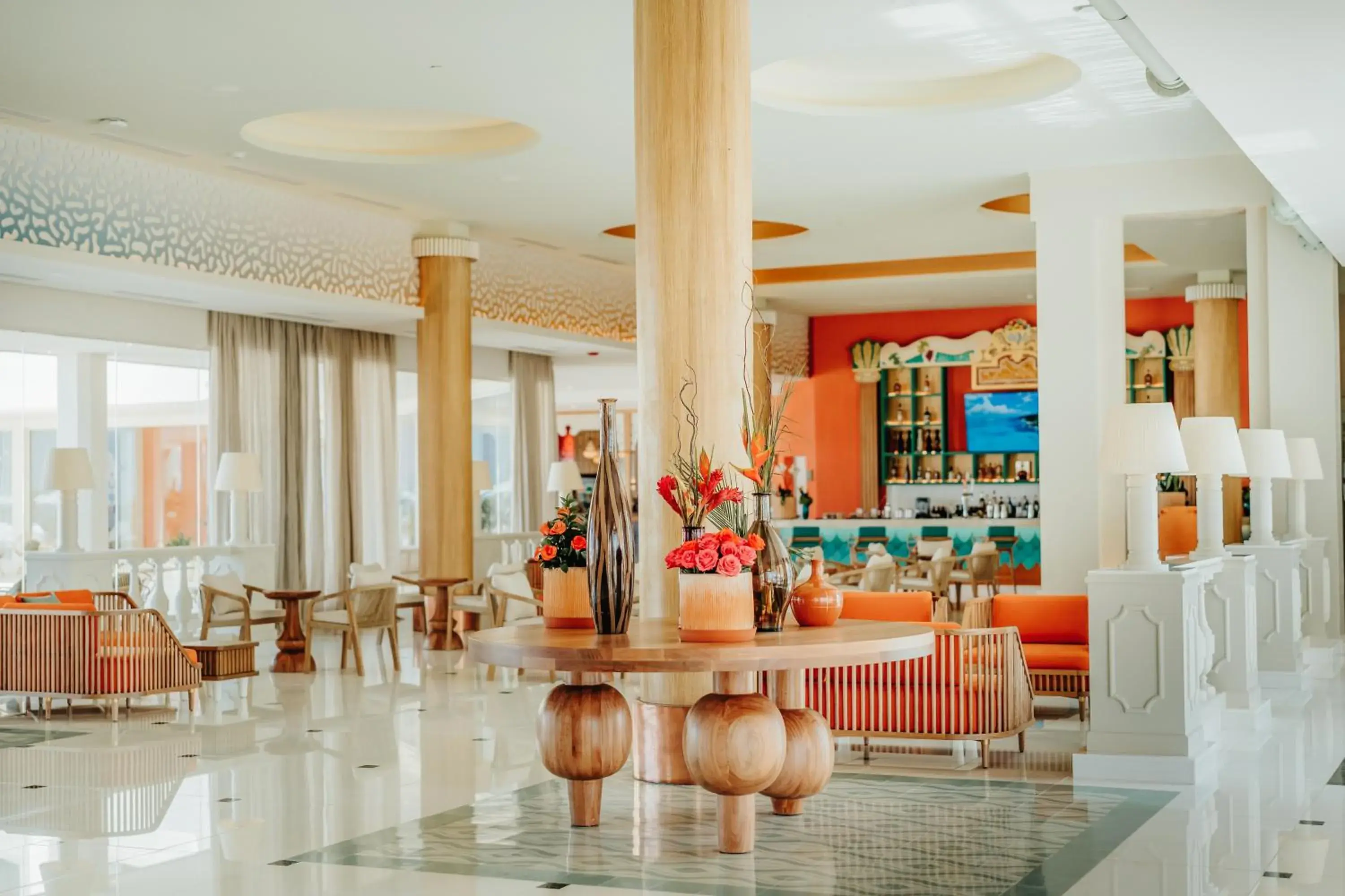 Lobby or reception in JOIA Aruba by Iberostar Lobby or reception in JOIA Aruba by Iberostar