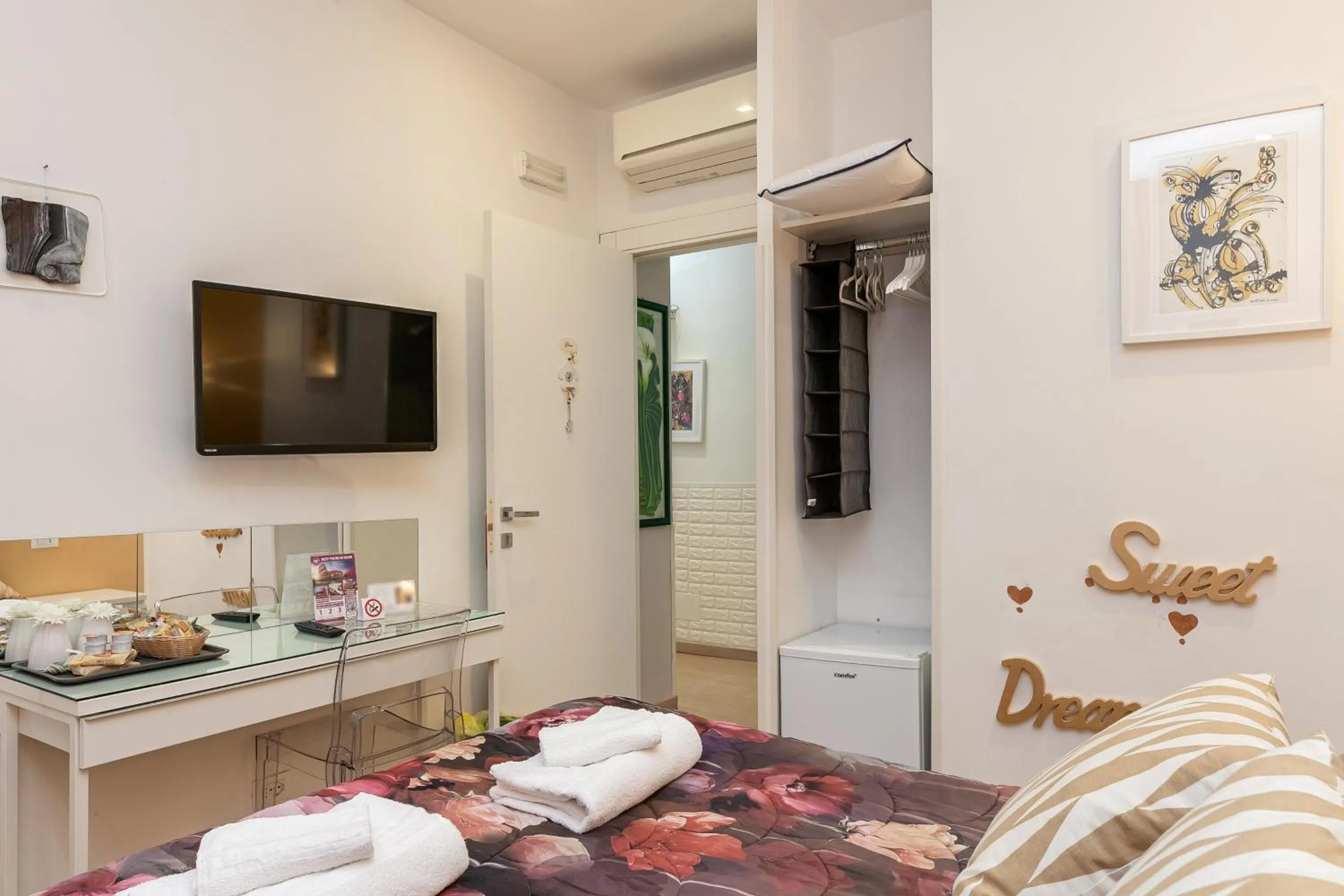 Photo of the whole room in St. Peter's Relax