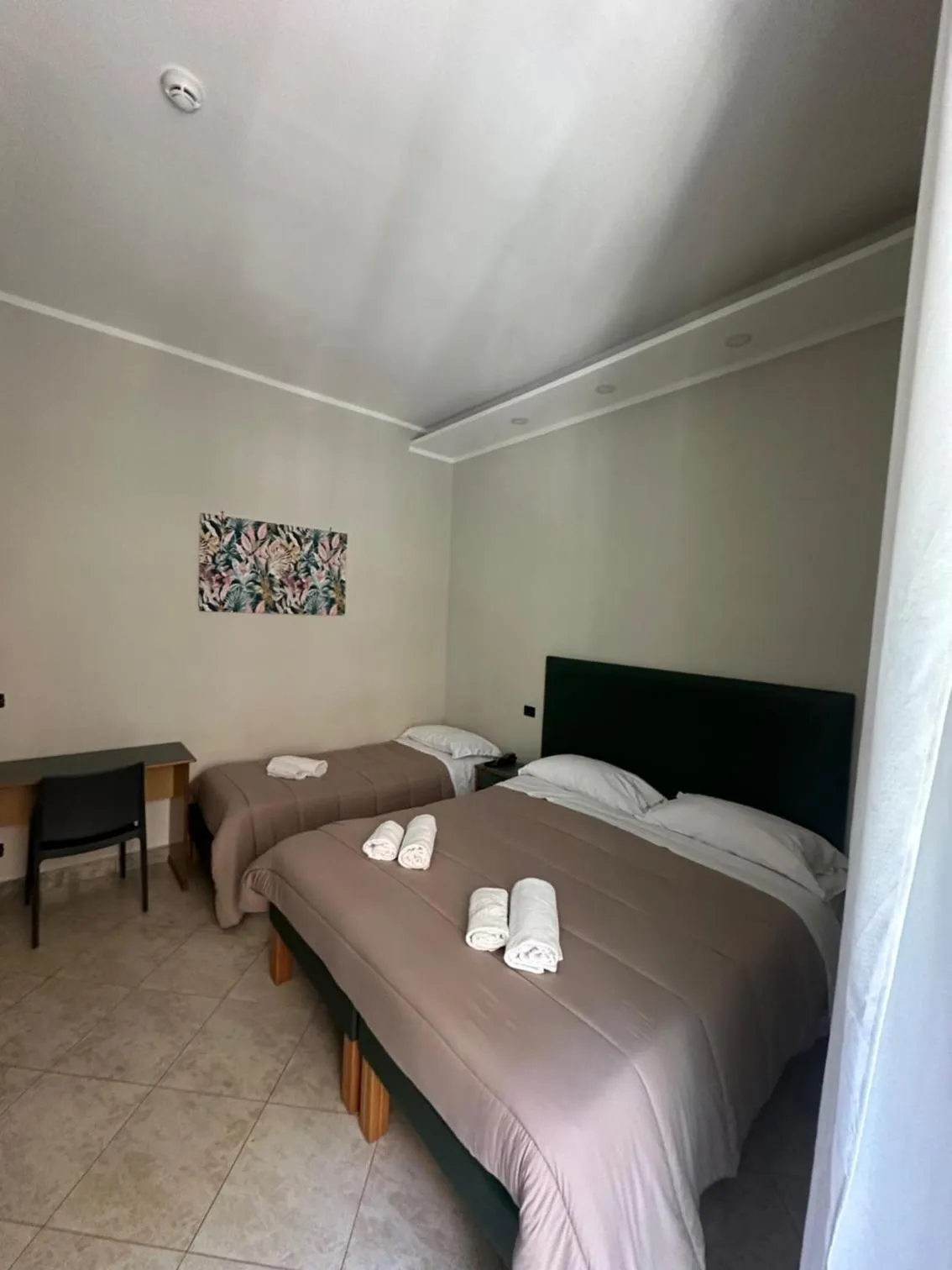 Photo of the whole room, Bed in Smart Station Hotel