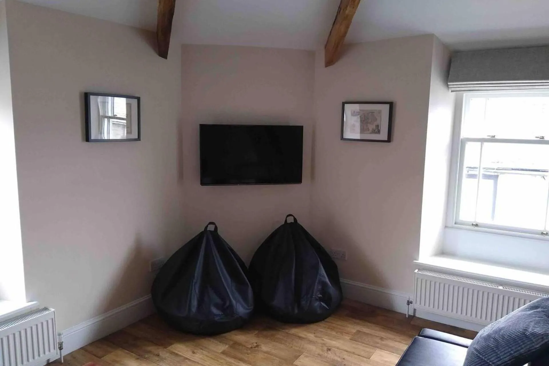 Sedbergh Penthouse - KingBed - Tv - Wifi