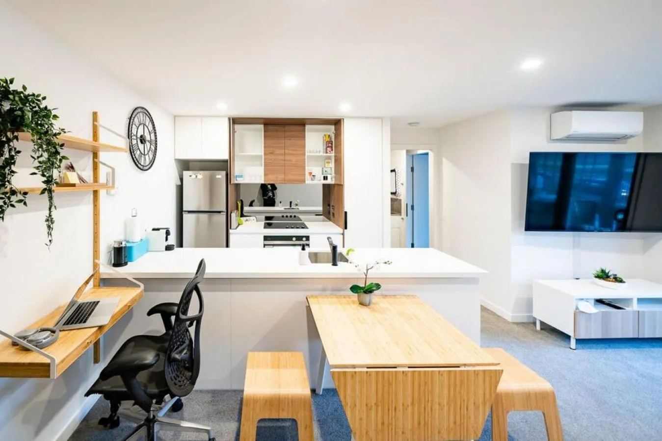 Luxury and Stylish Apt on NB Ave