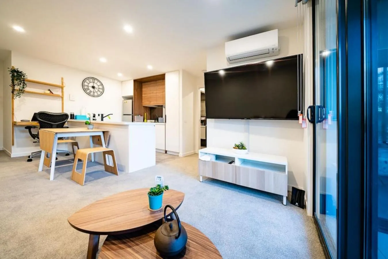 Luxury and Stylish Apt on NB Ave