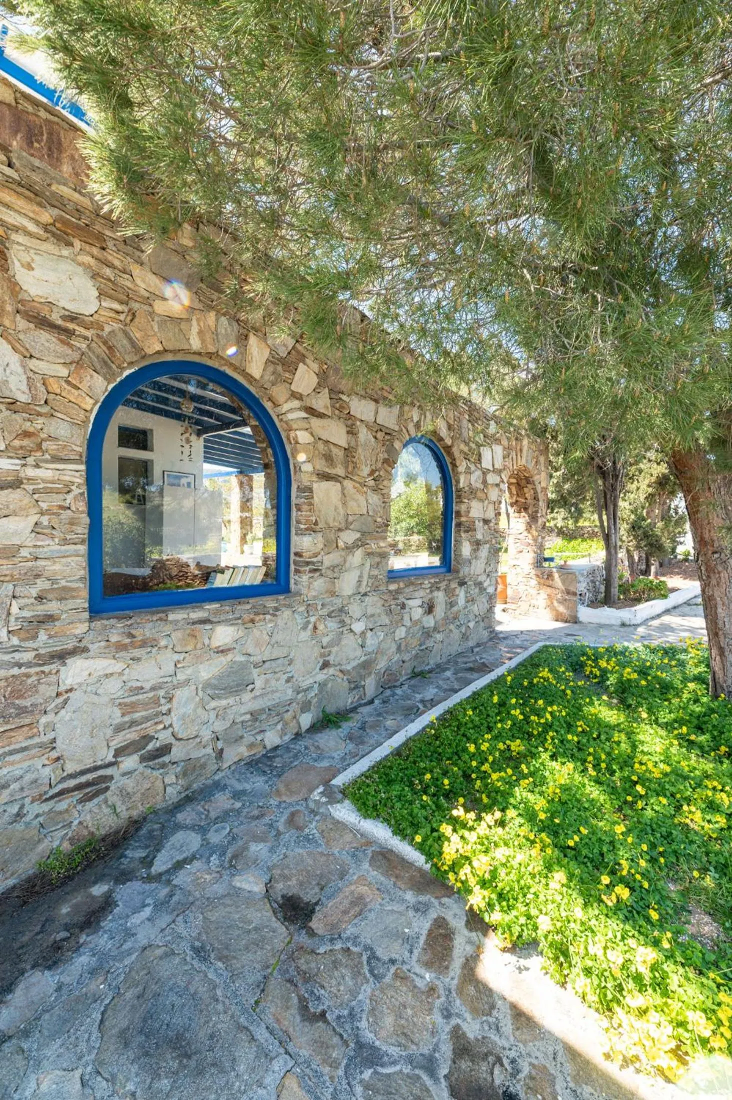 Garden in Galini me thea