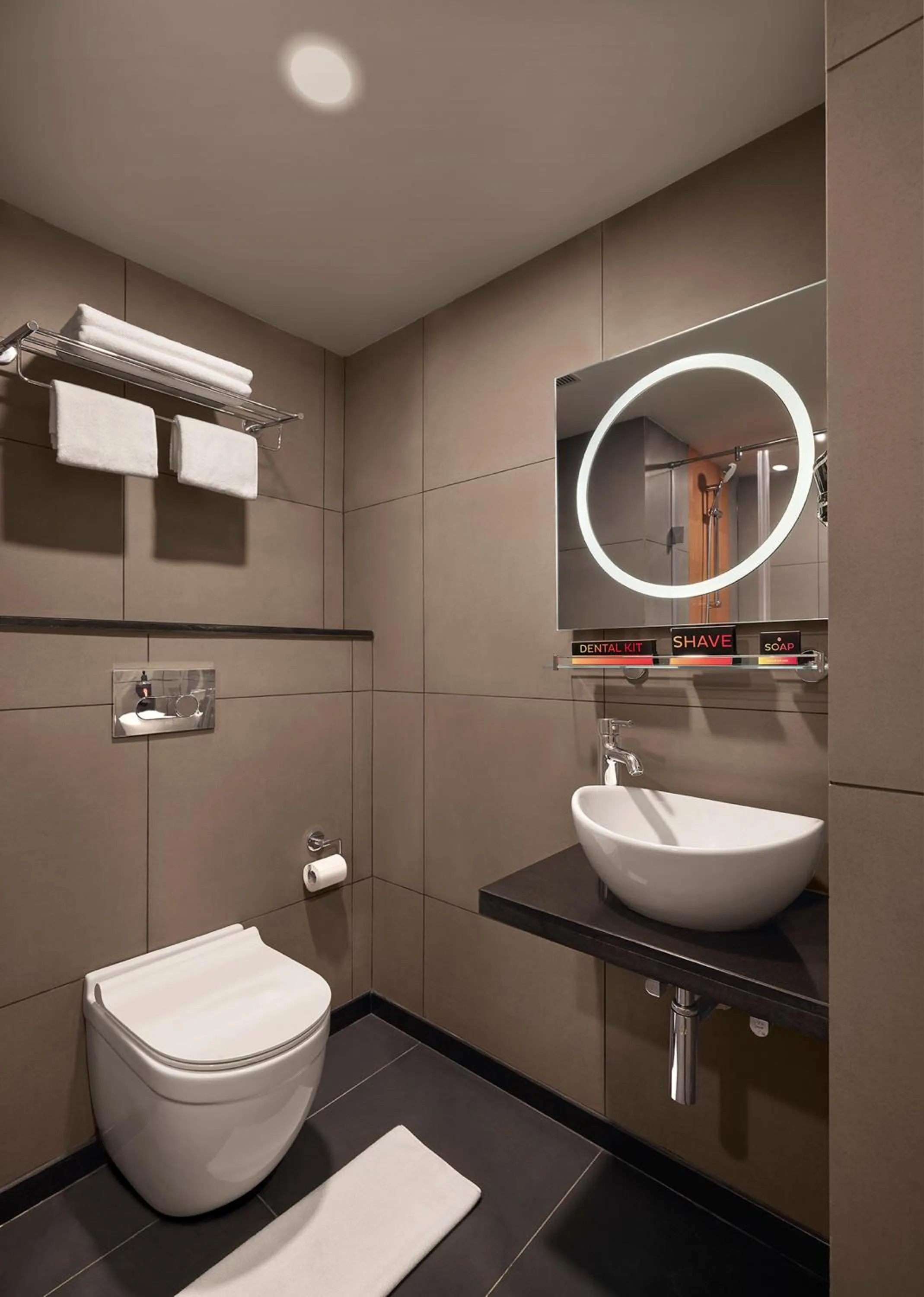 Shower in Ginger Coimbatore Airport , Avinashi Road