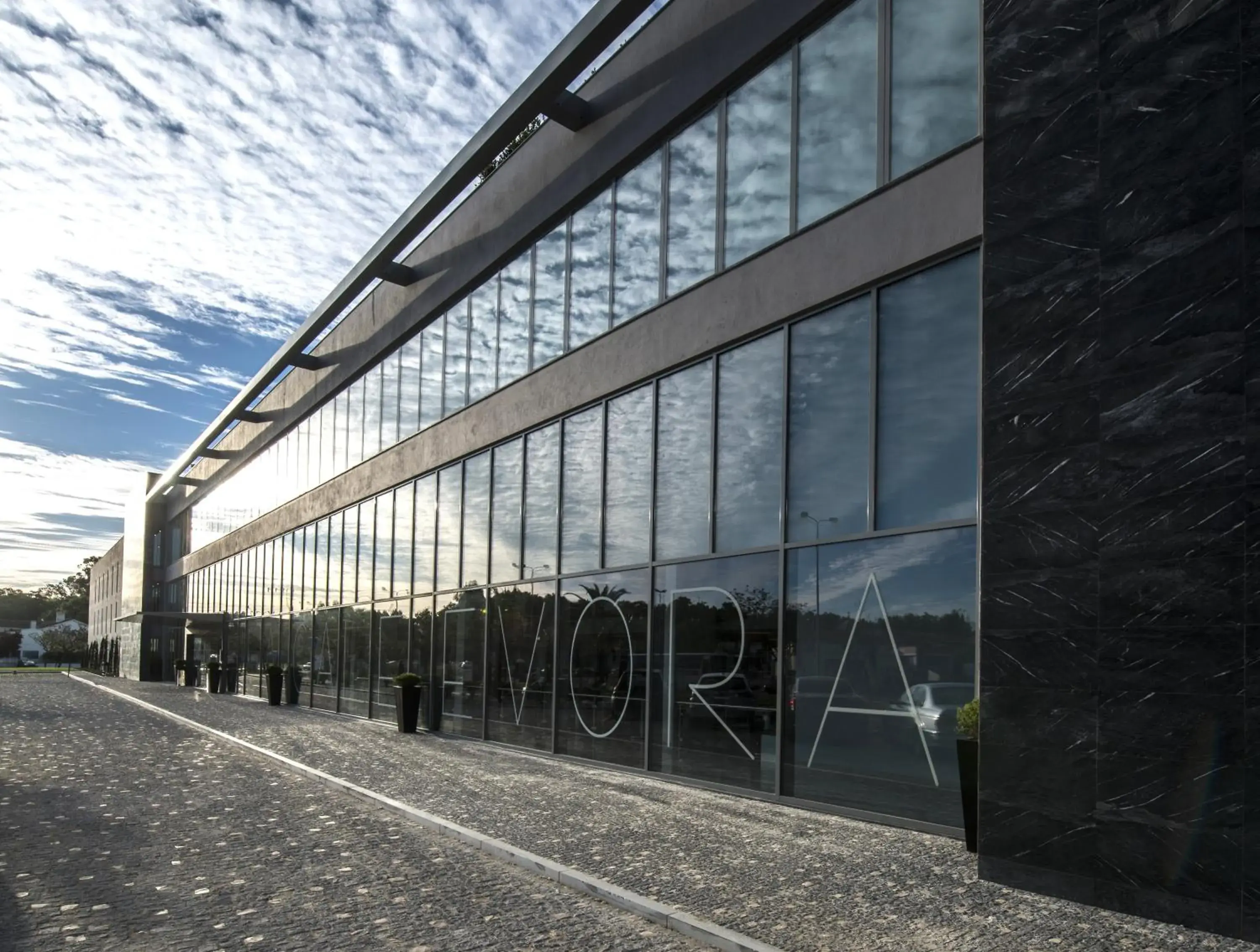 Facade/entrance in Vila Gale Evora Facade/entrance in Vila Gale Evora