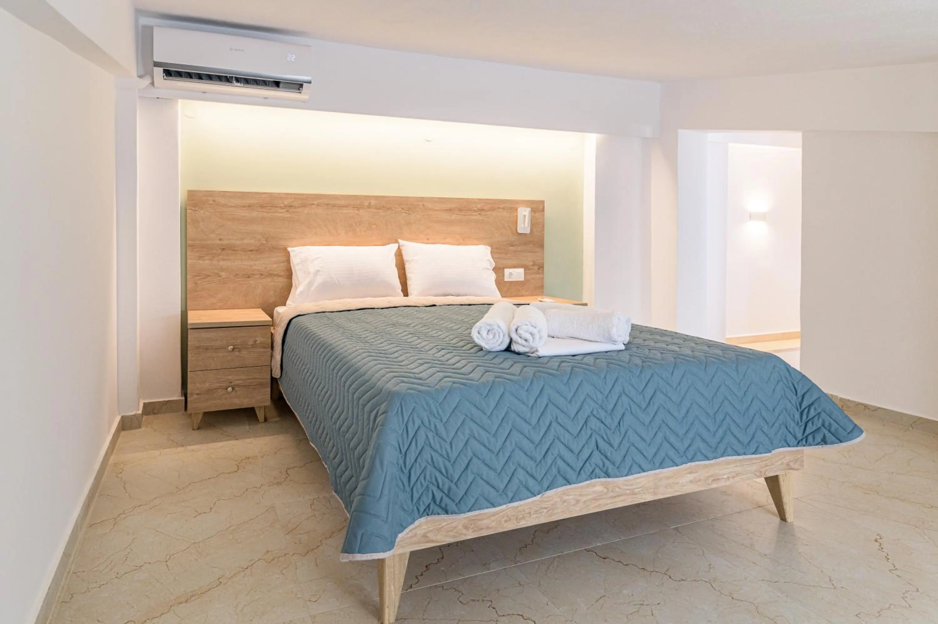 Bed in Olive Inn