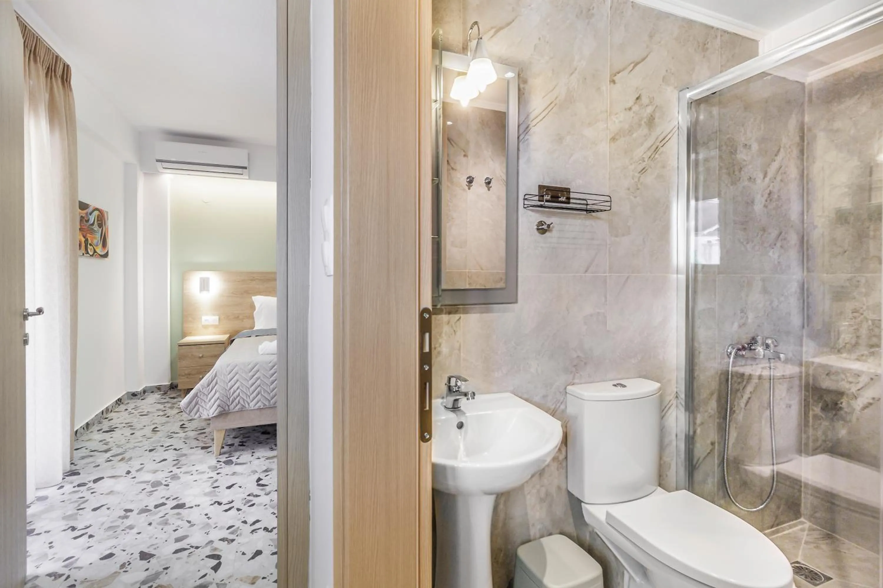 Shower in Olive Inn