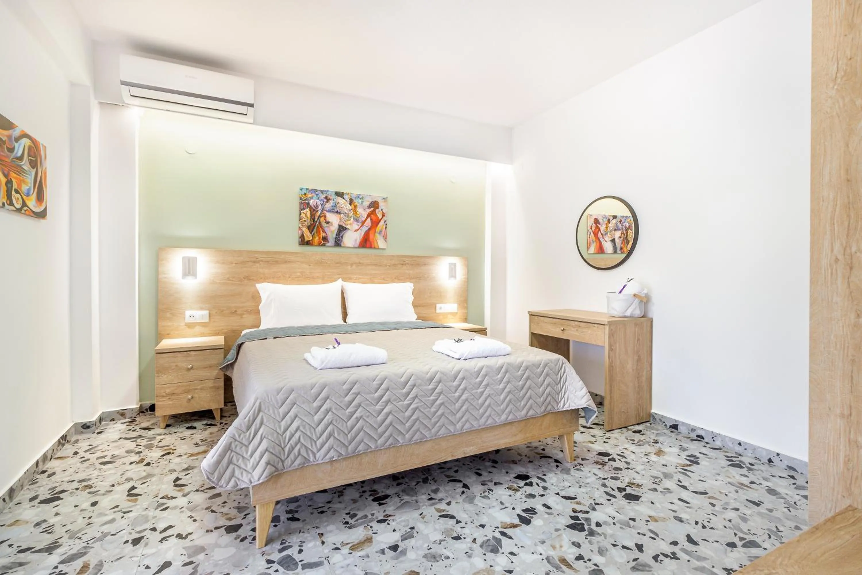 Photo of the whole room, Bed in Olive Inn