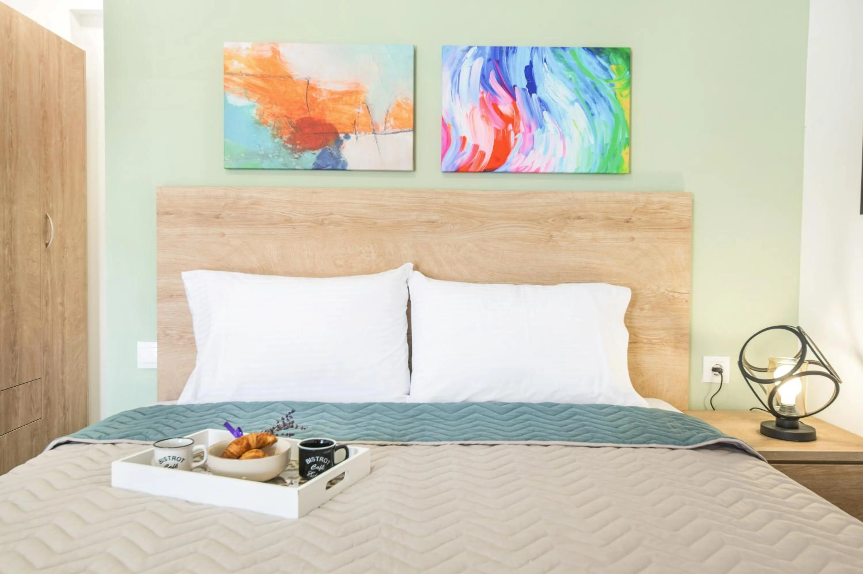 Bed in Olive Inn