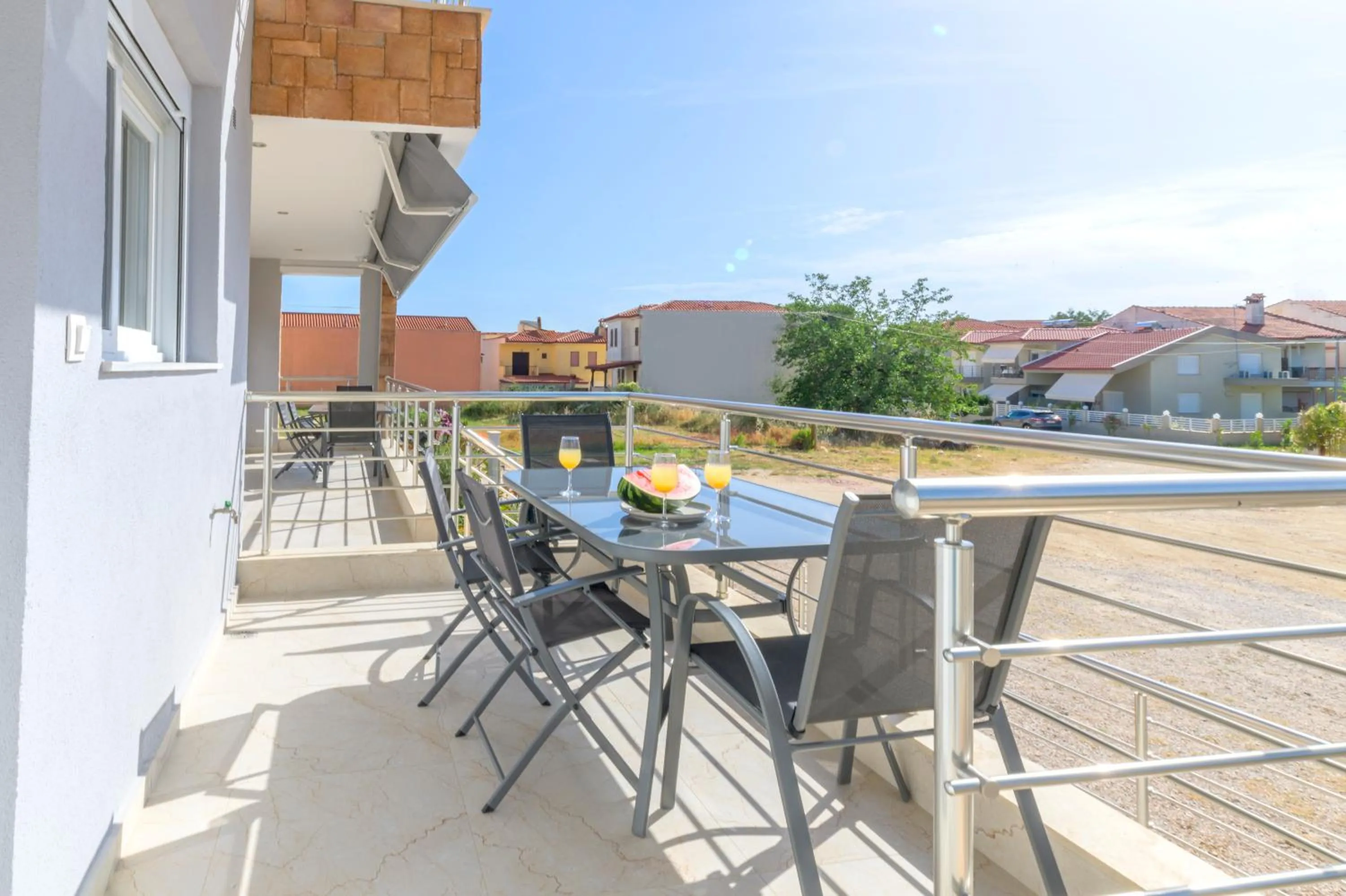 Balcony/Terrace in Olive Inn