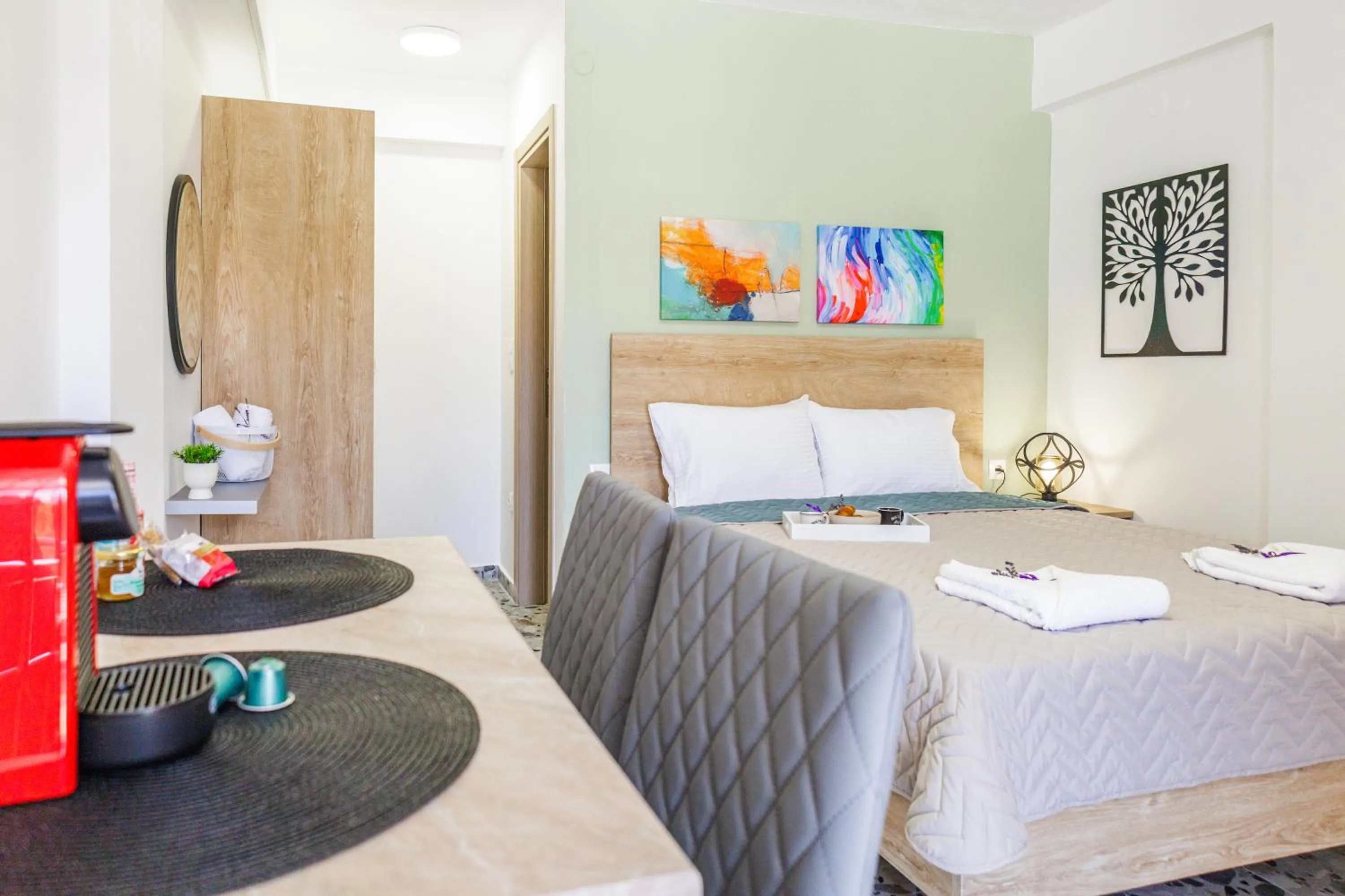 Photo of the whole room, Bed in Olive Inn