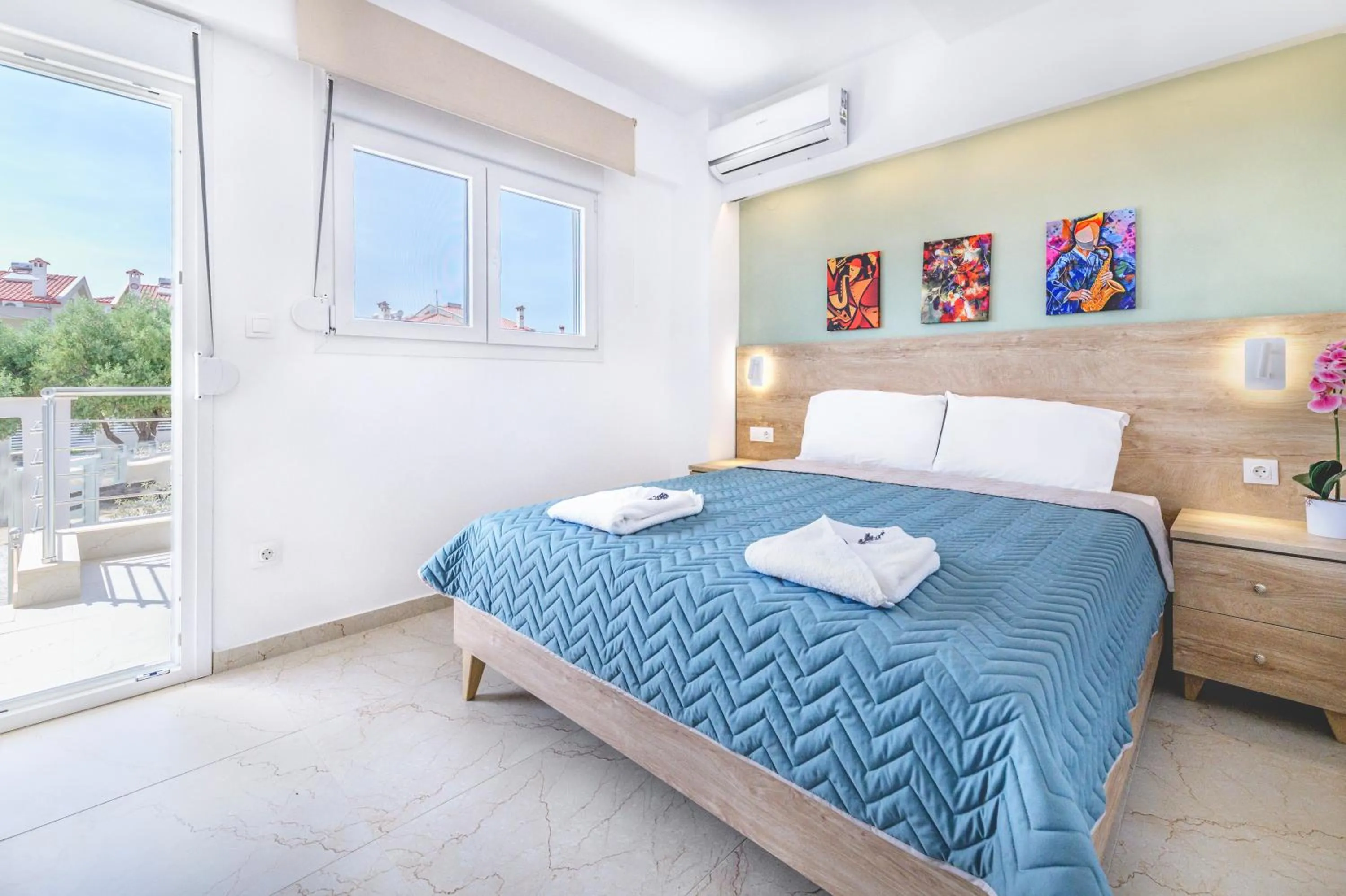 Bed in Olive Inn