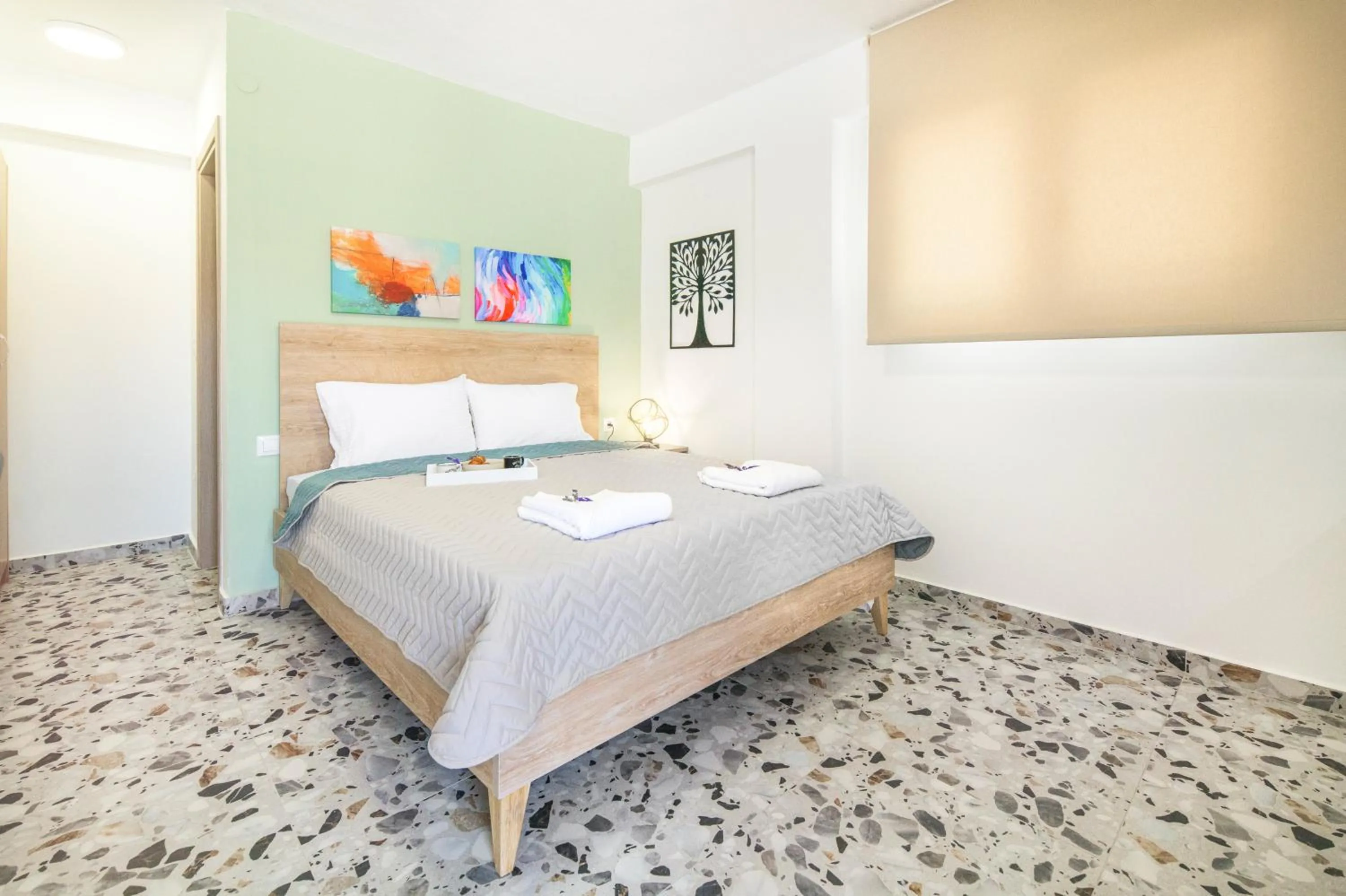 Photo of the whole room, Bed in Olive Inn