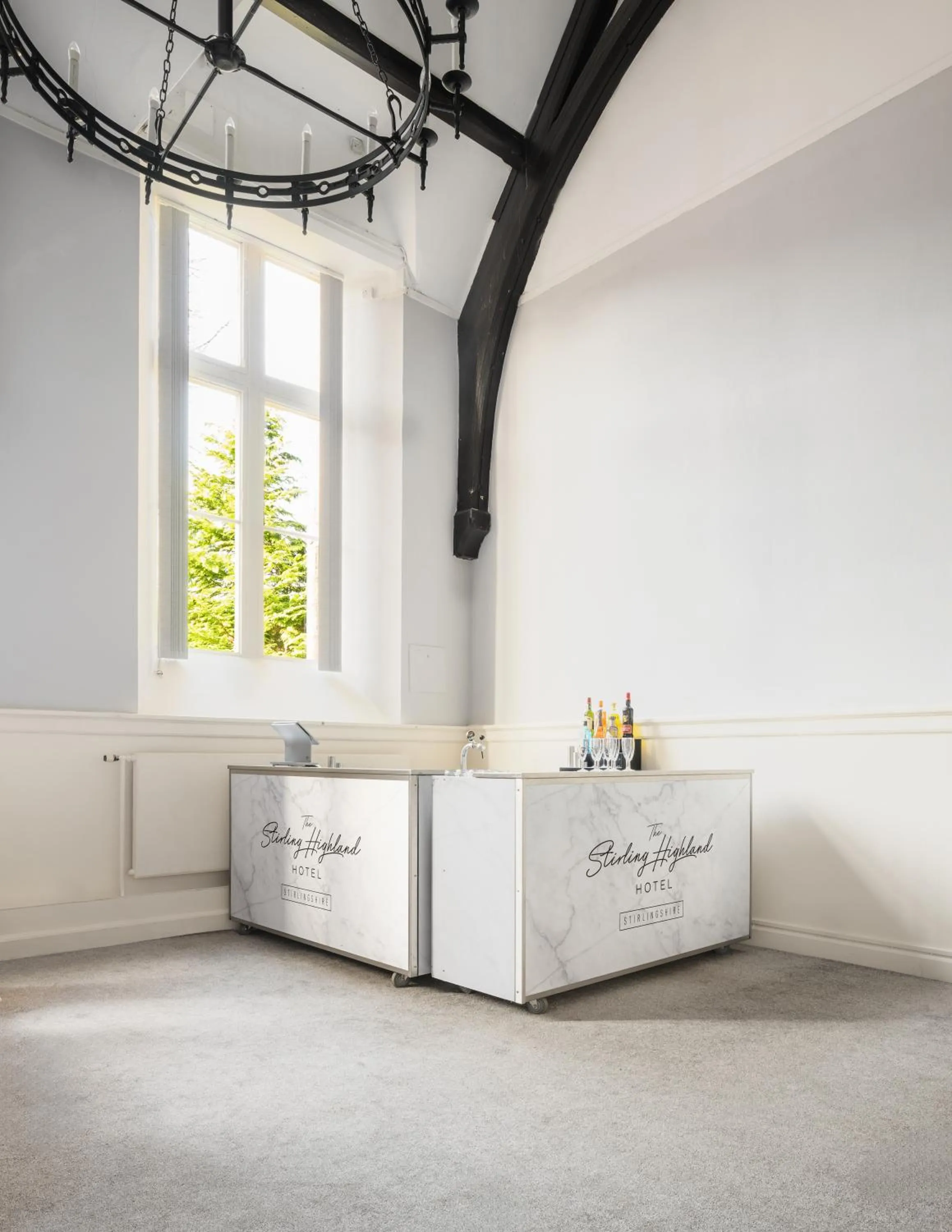 wedding in Stirling Highland Hotel- Part of the Cairn Collection