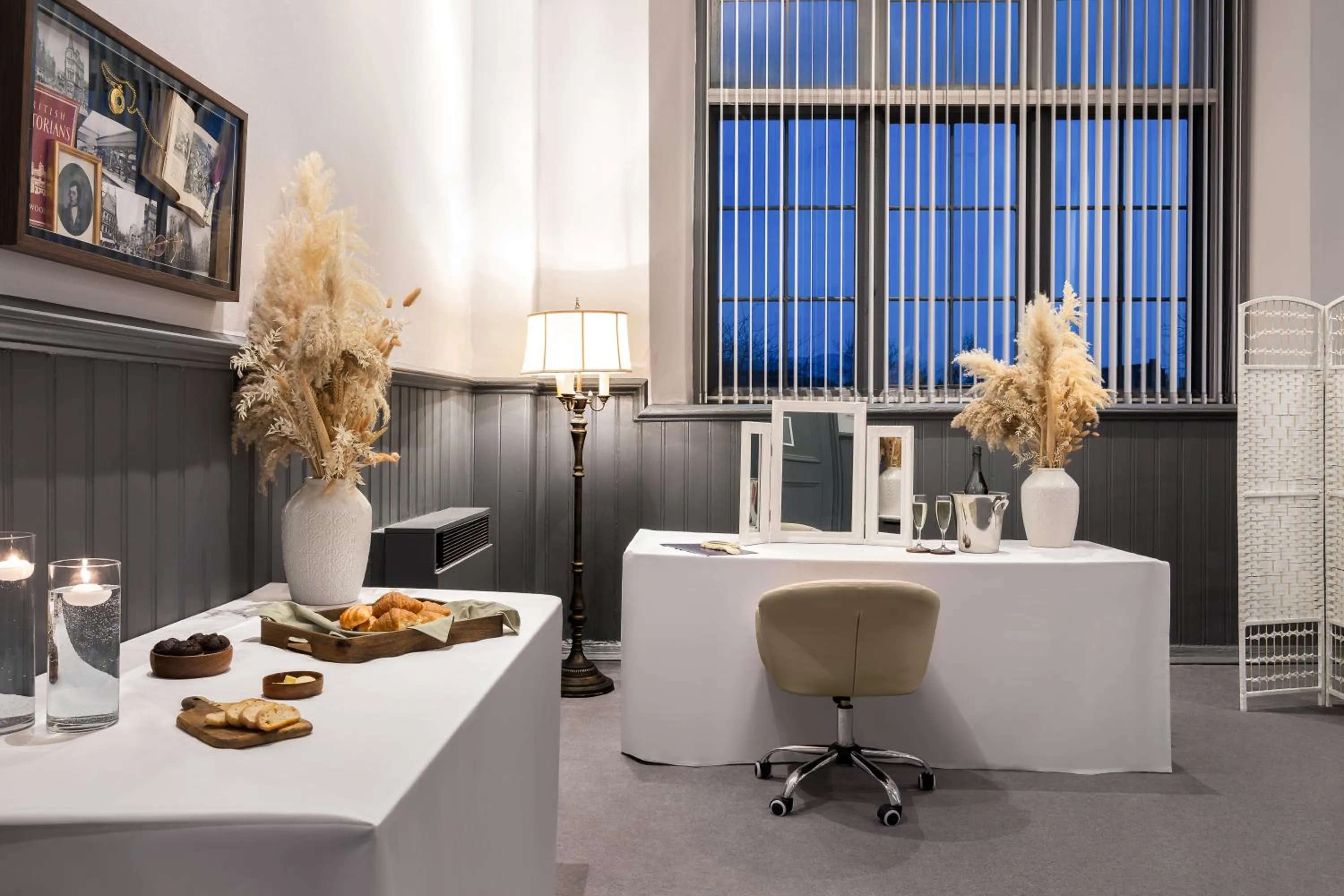 wedding in Stirling Highland Hotel- Part of the Cairn Collection