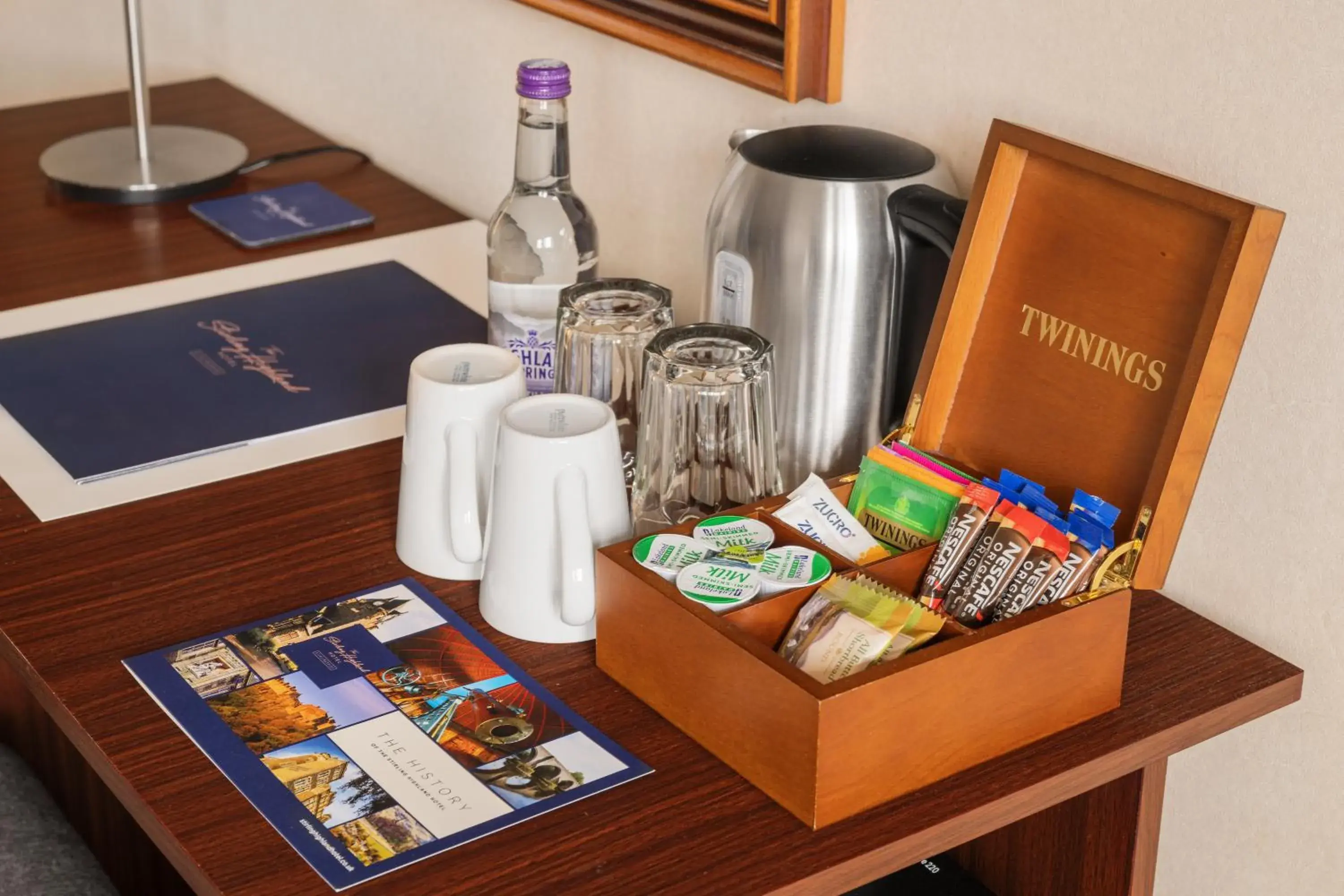 Standard Double or Twin Room in Stirling Highland Hotel- Part of the Cairn Collection Standard Double or Twin Room in Stirling Highland Hotel- Part of the Cairn Collection
