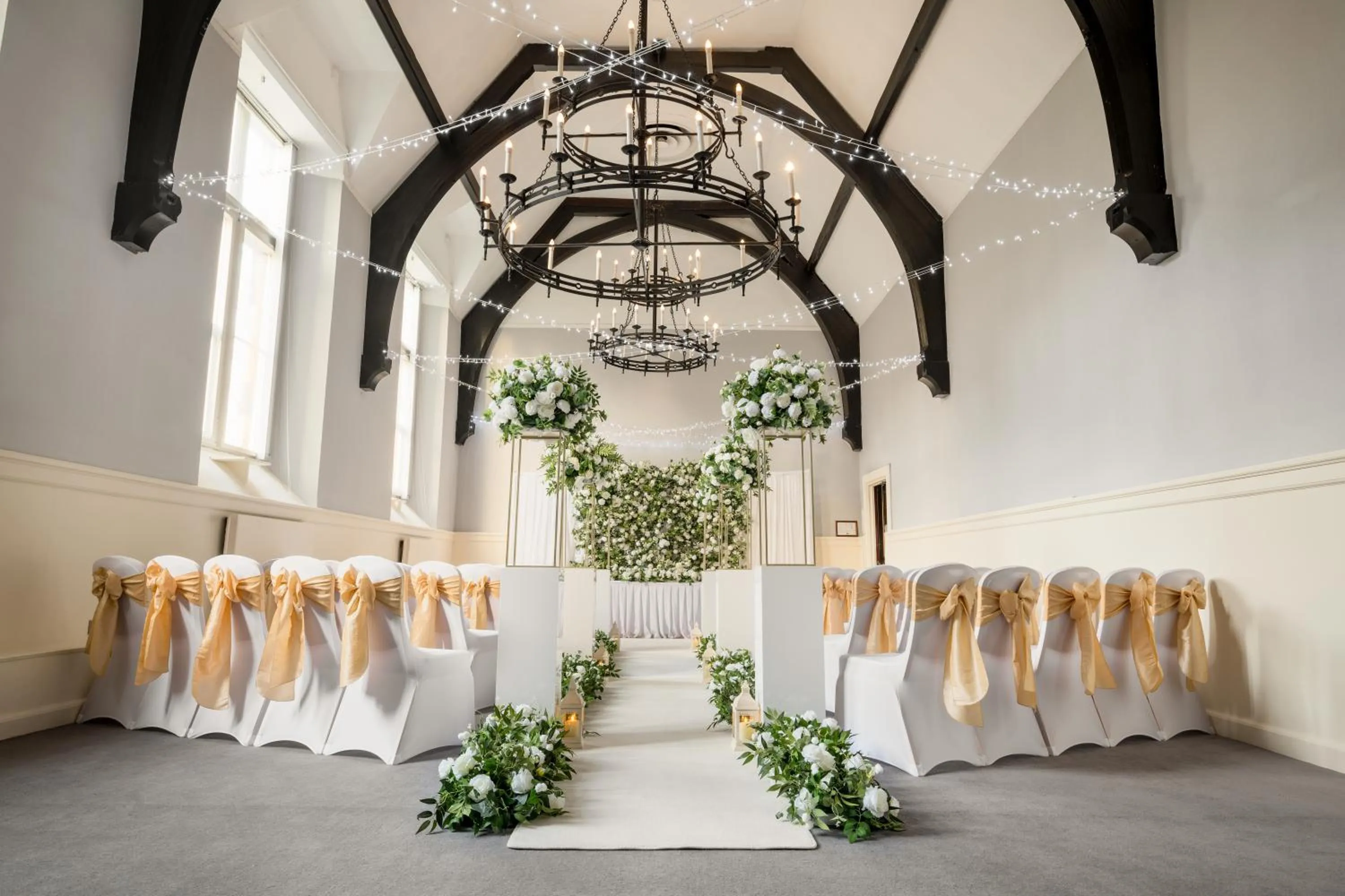 wedding in Stirling Highland Hotel- Part of the Cairn Collection