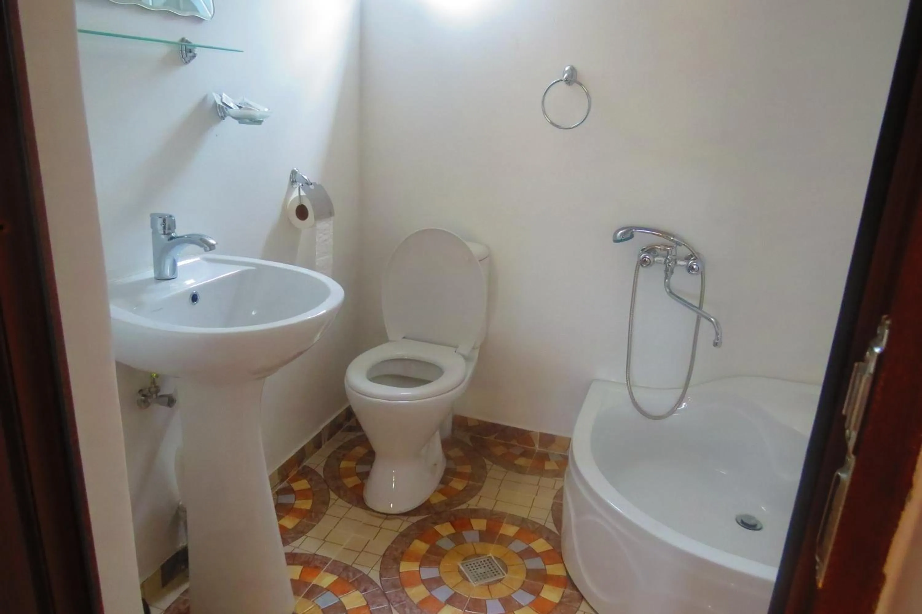 Toilet in Kutaisi Center Guesthouse