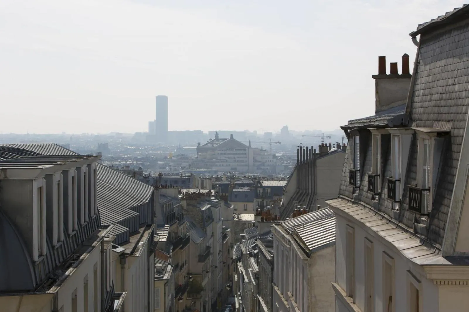 Day in Montmartre Residence