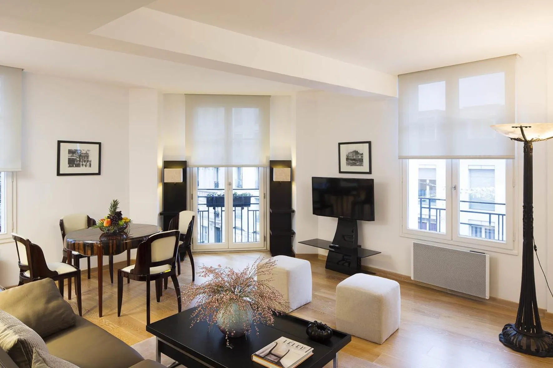 TV and multimedia in Montmartre Residence