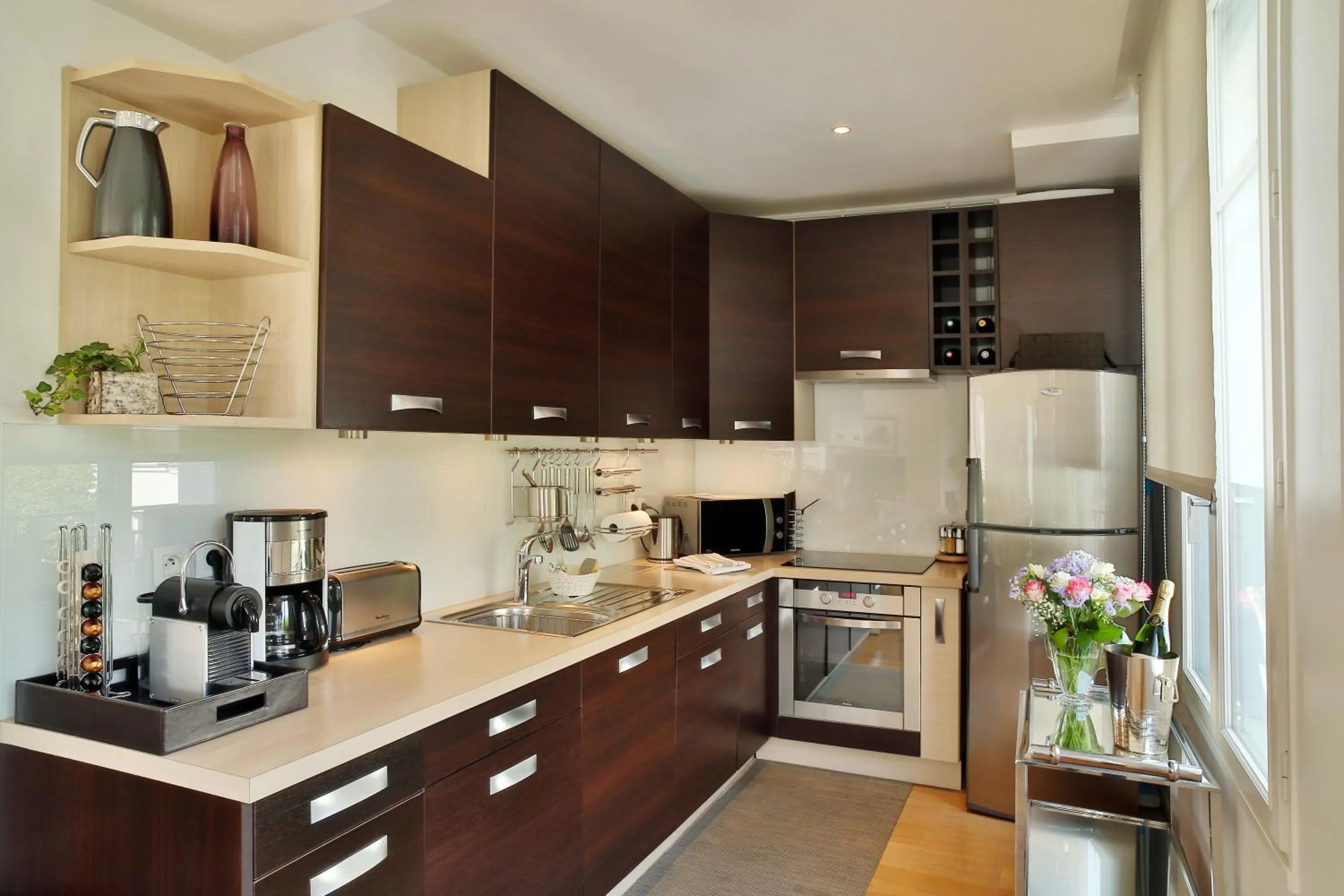 Coffee/tea facilities in Montmartre Residence
