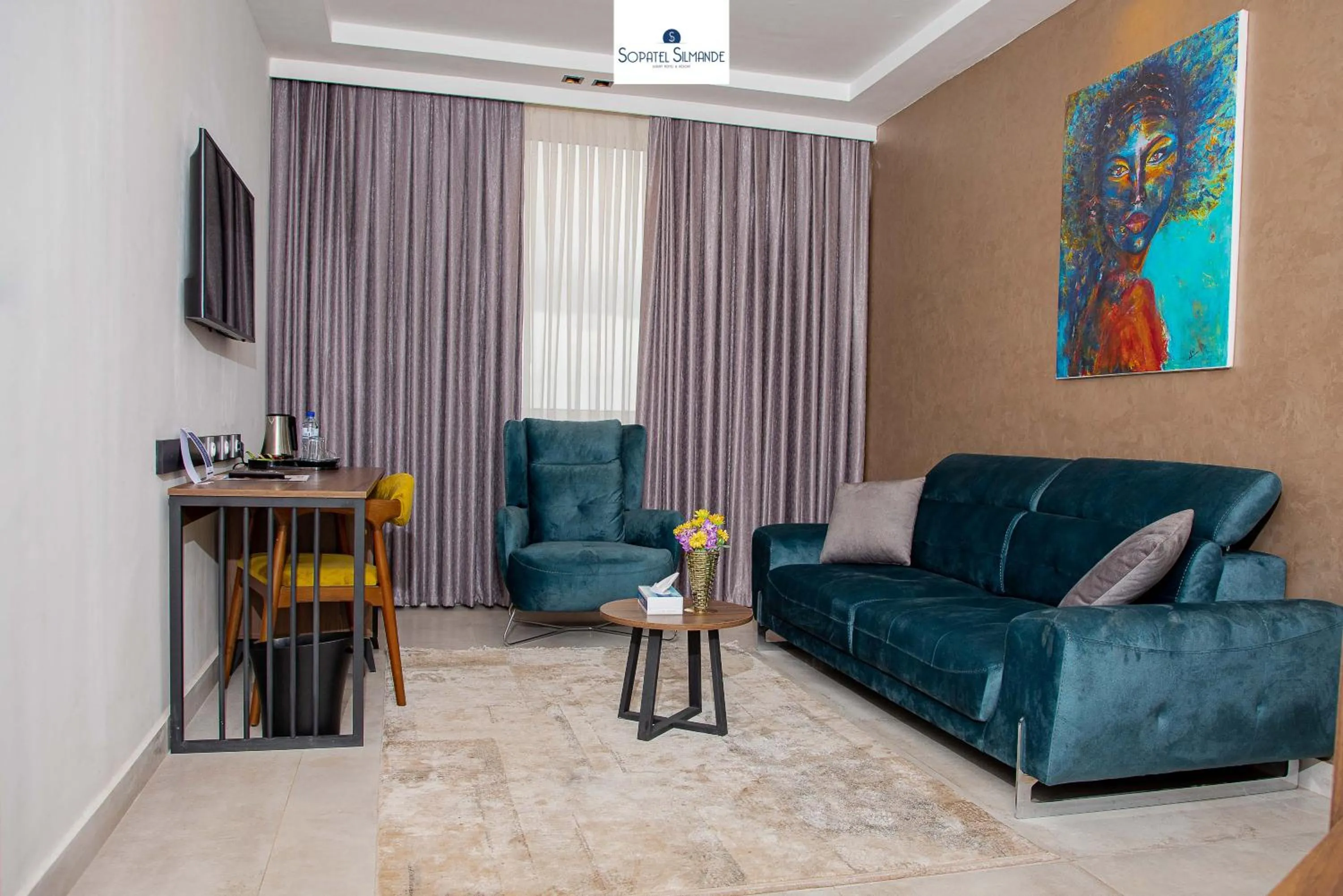 Seating area in Sopatel Silmandé