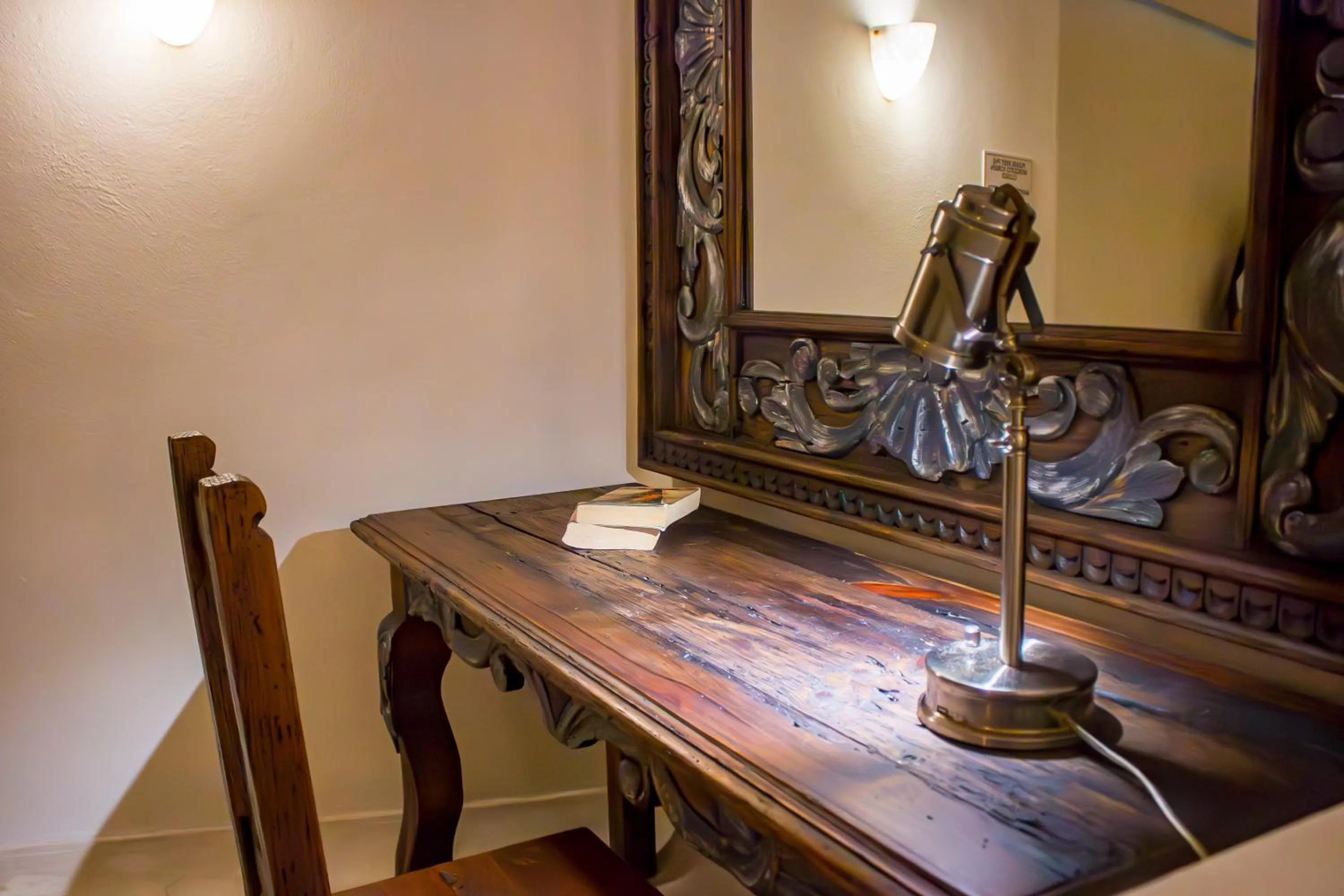 Decorative detail in Tentaciones Hotel & Lounge Pool - Adults Only