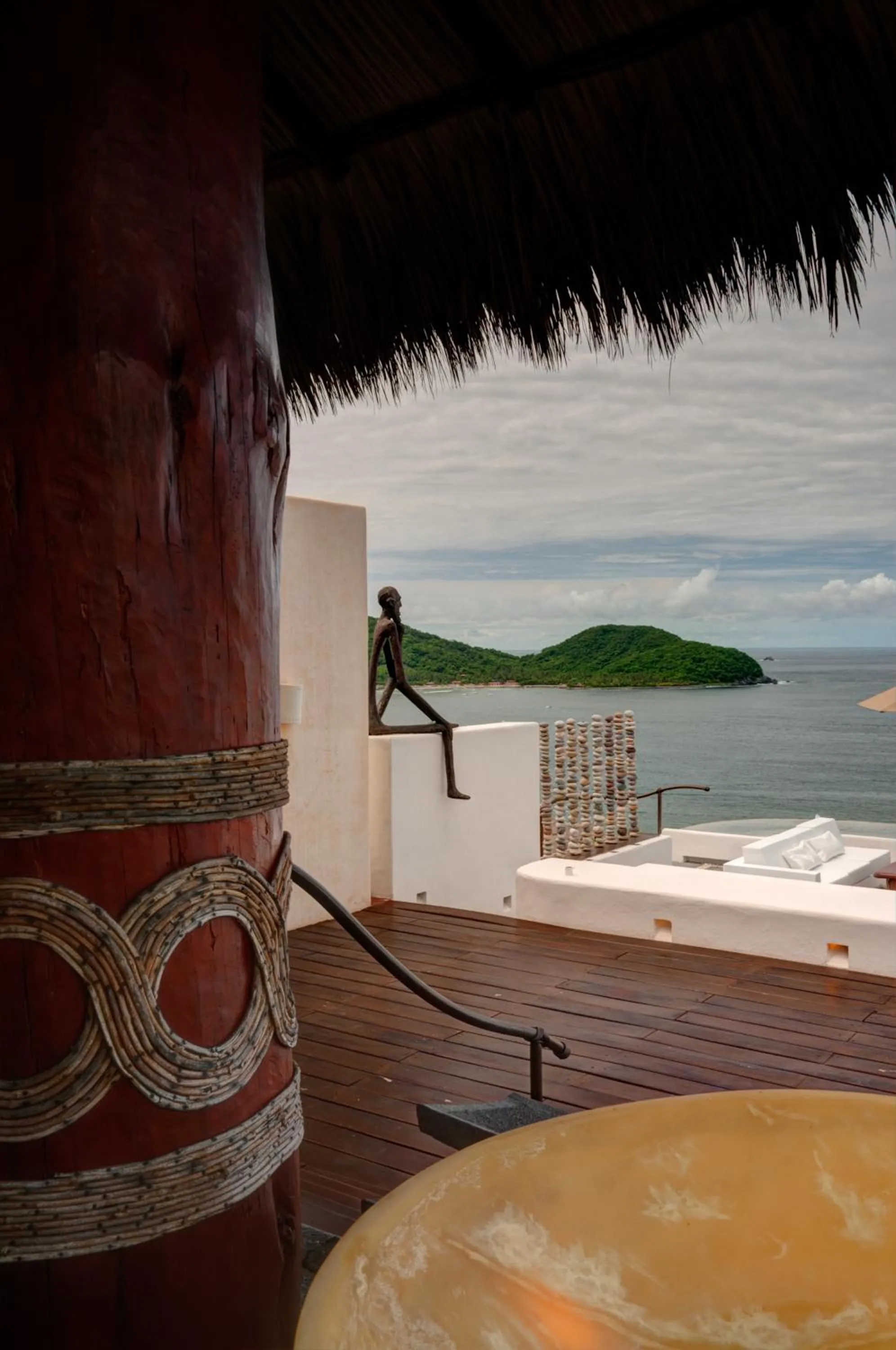 Decorative detail in Tentaciones Hotel & Lounge Pool - Adults Only