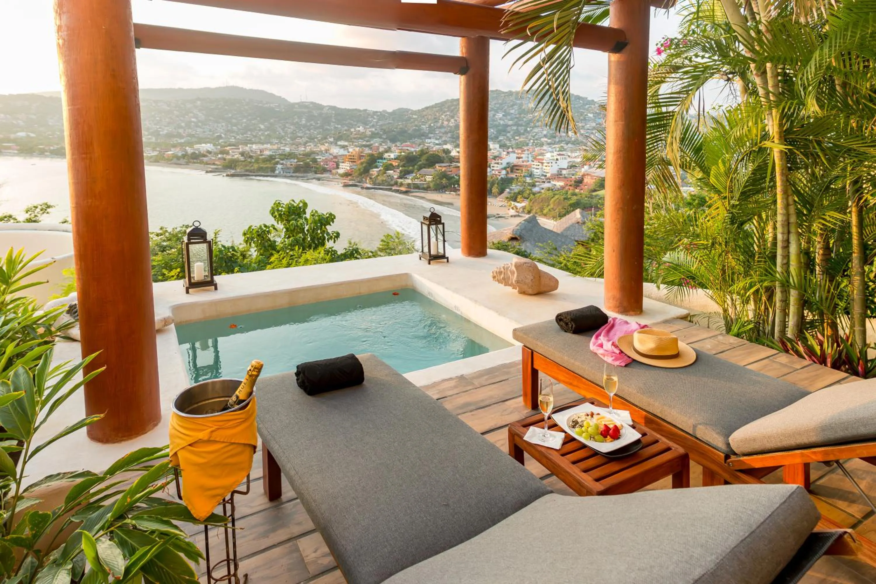 Swimming pool in Tentaciones Hotel & Lounge Pool - Adults Only