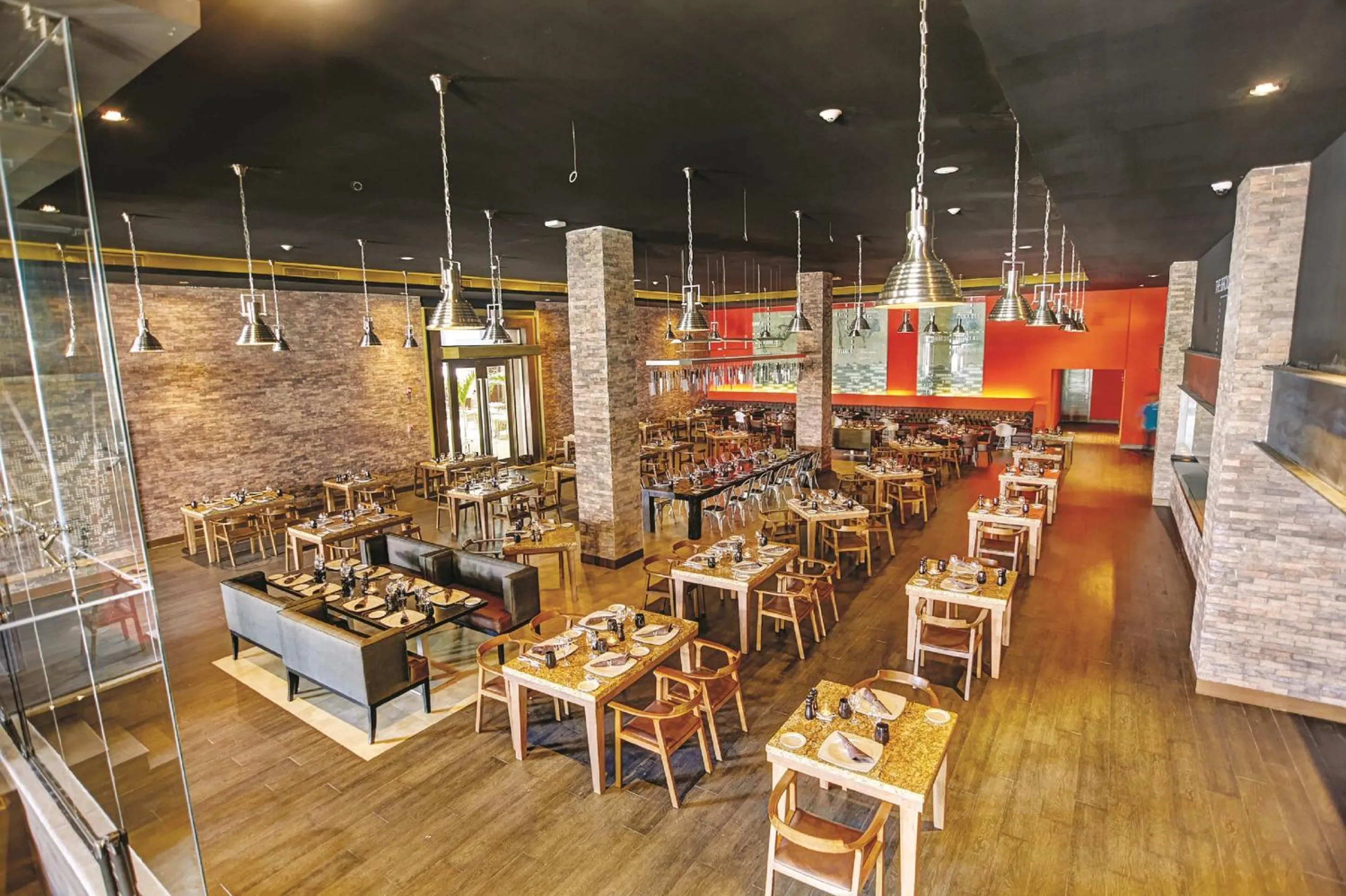 Restaurant/places to eat in Royalton Hideaway Riviera Cancun, An Autograph Collection All-Inclusive Resort - Adults Only