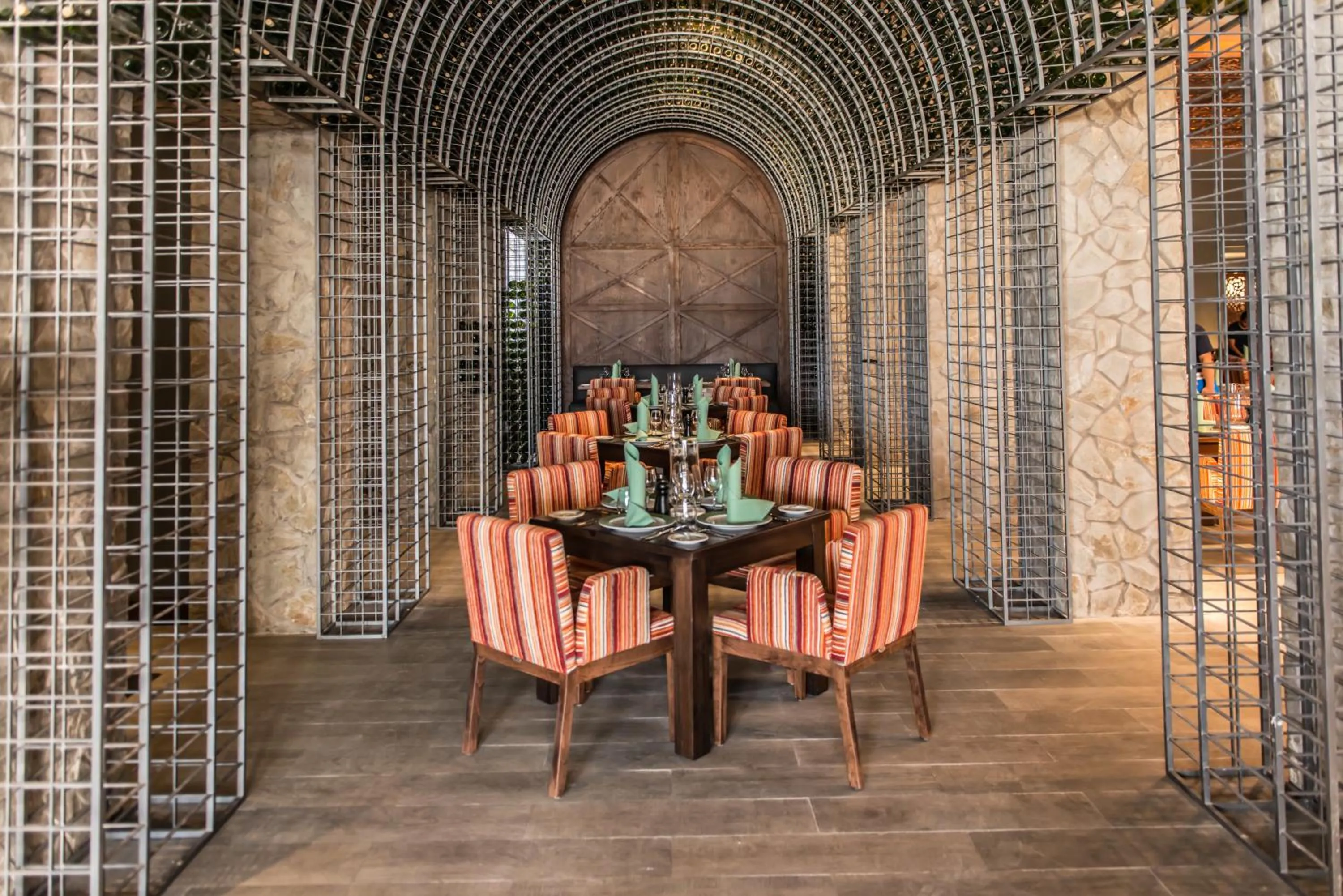 Restaurant/places to eat in Royalton Hideaway Riviera Cancun, An Autograph Collection All-Inclusive Resort - Adults Only