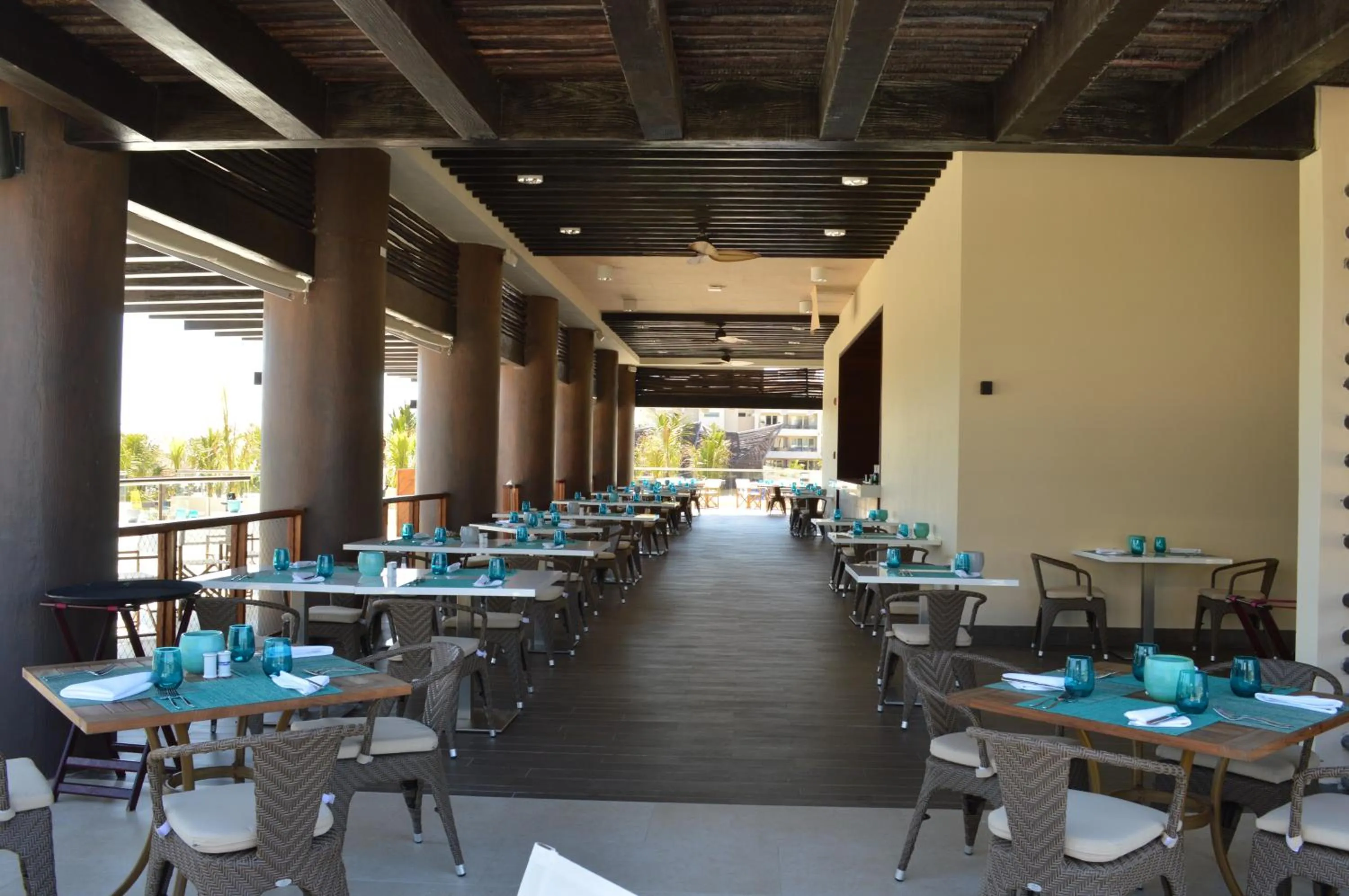 Restaurant/places to eat in Royalton Hideaway Riviera Cancun, An Autograph Collection All-Inclusive Resort - Adults Only