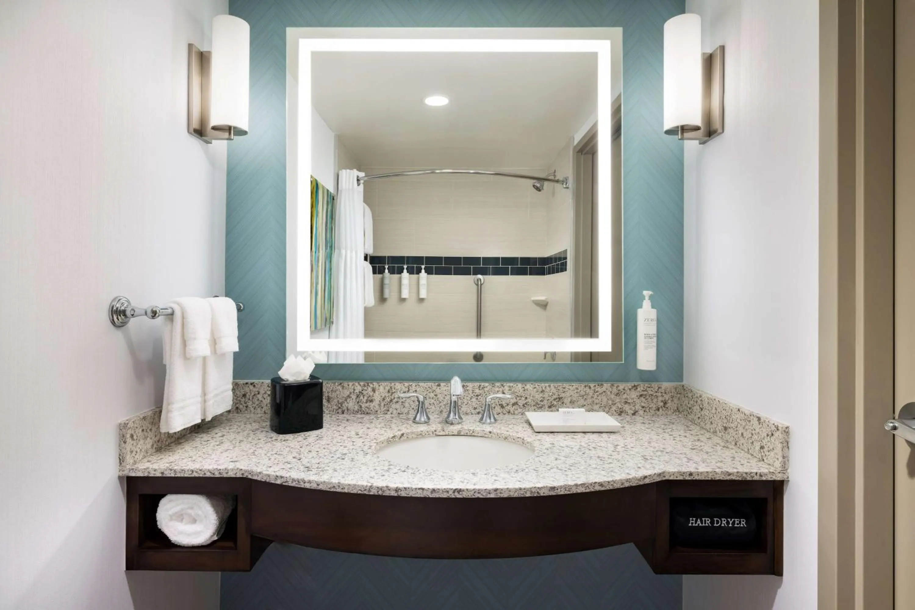 Toilet in Hilton Garden Inn Palo Alto