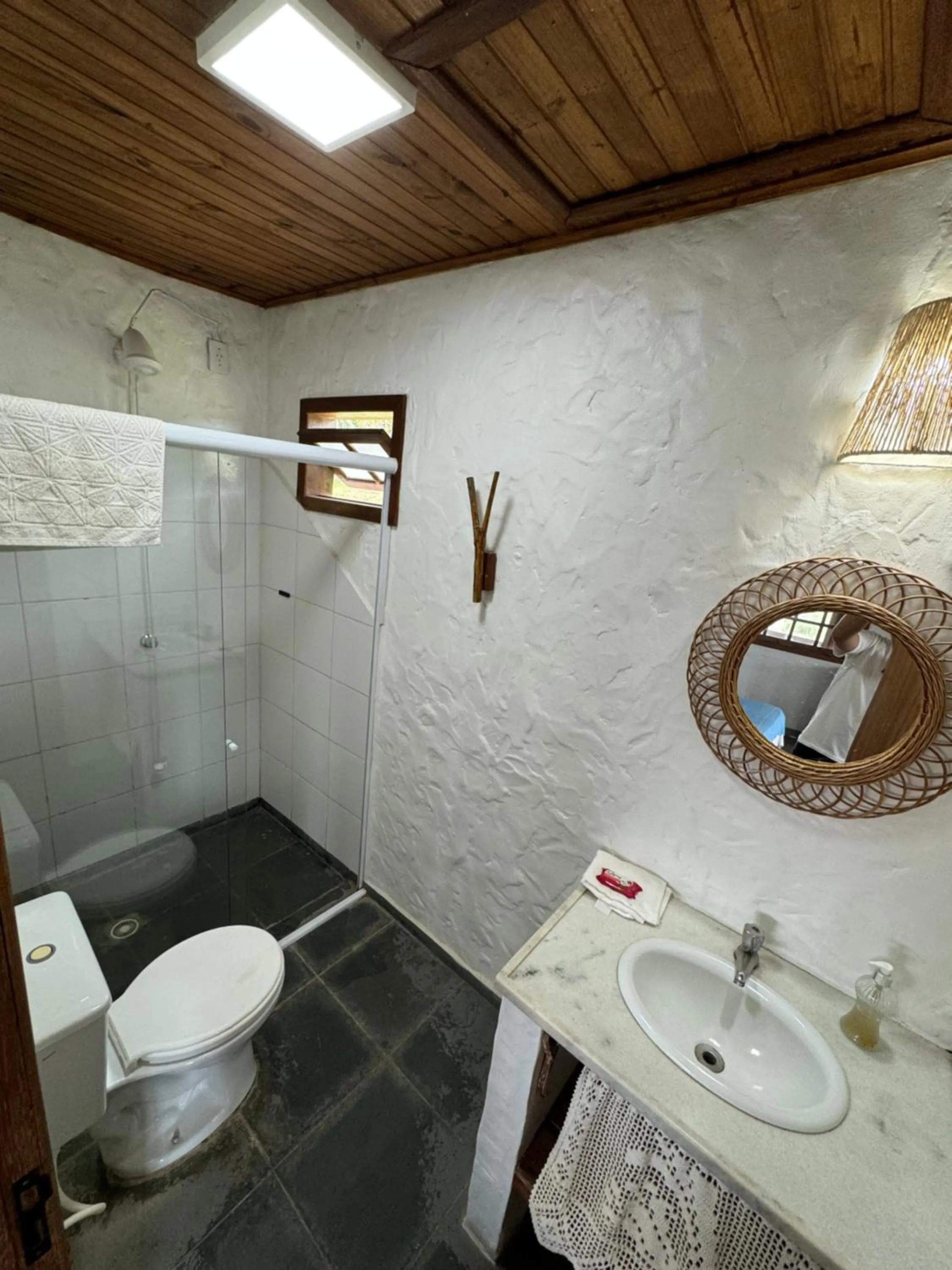 Shower in Pousada Casa Morango - Praia do Rosa - SC