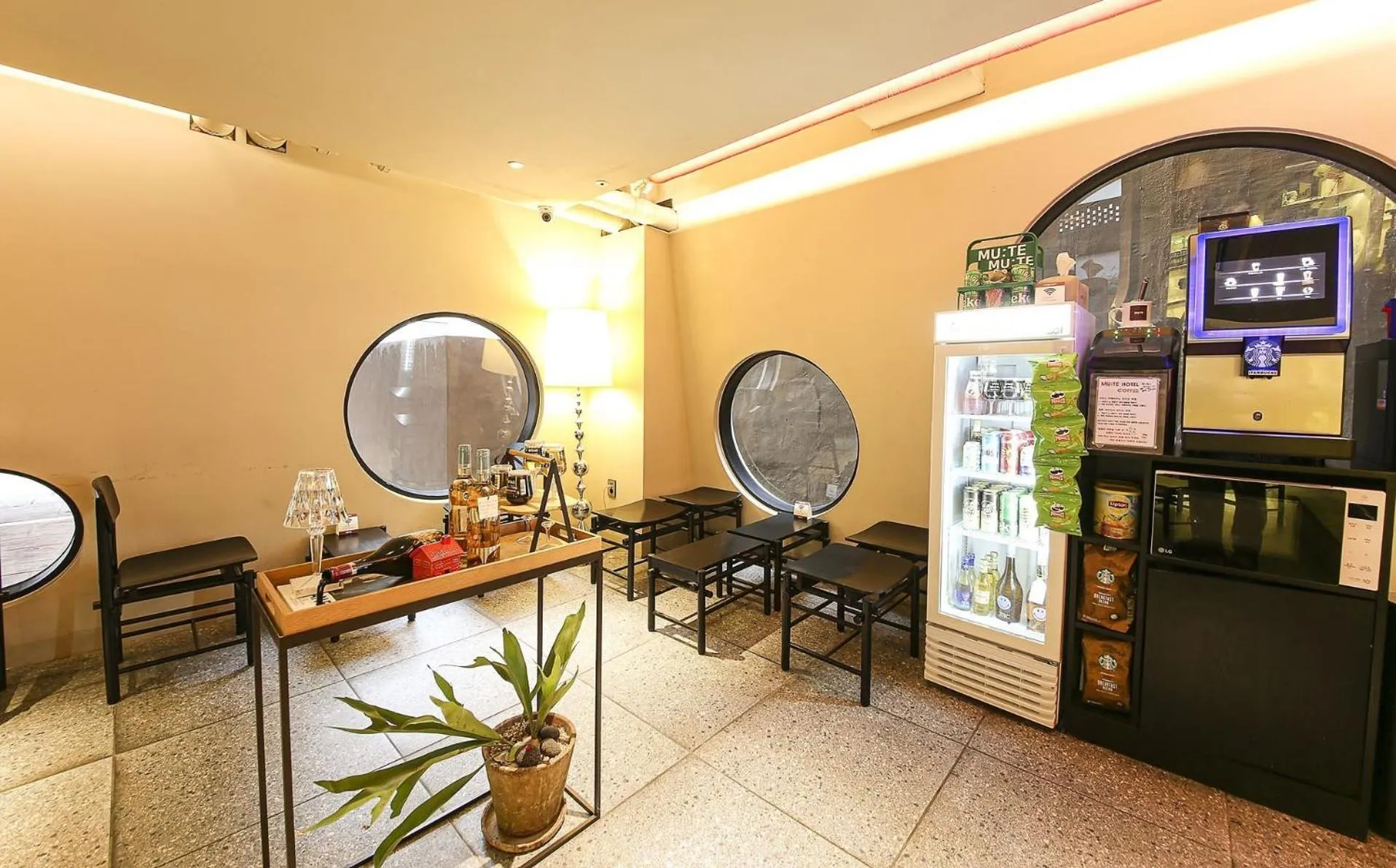 뮤트호텔 대연 MUTE HOTEL Daeyeon Busan