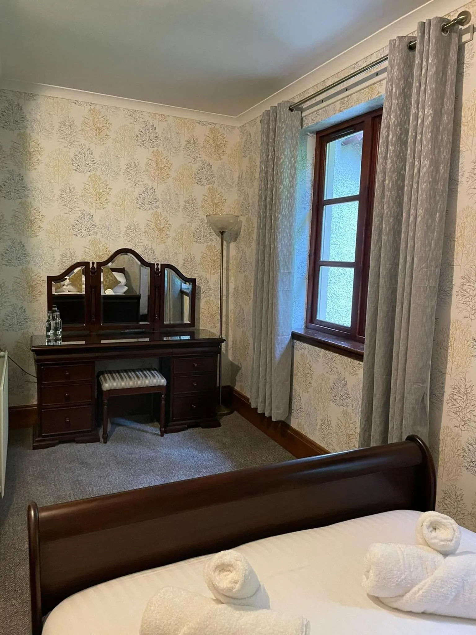 Bedroom in Craigdarroch Hotel