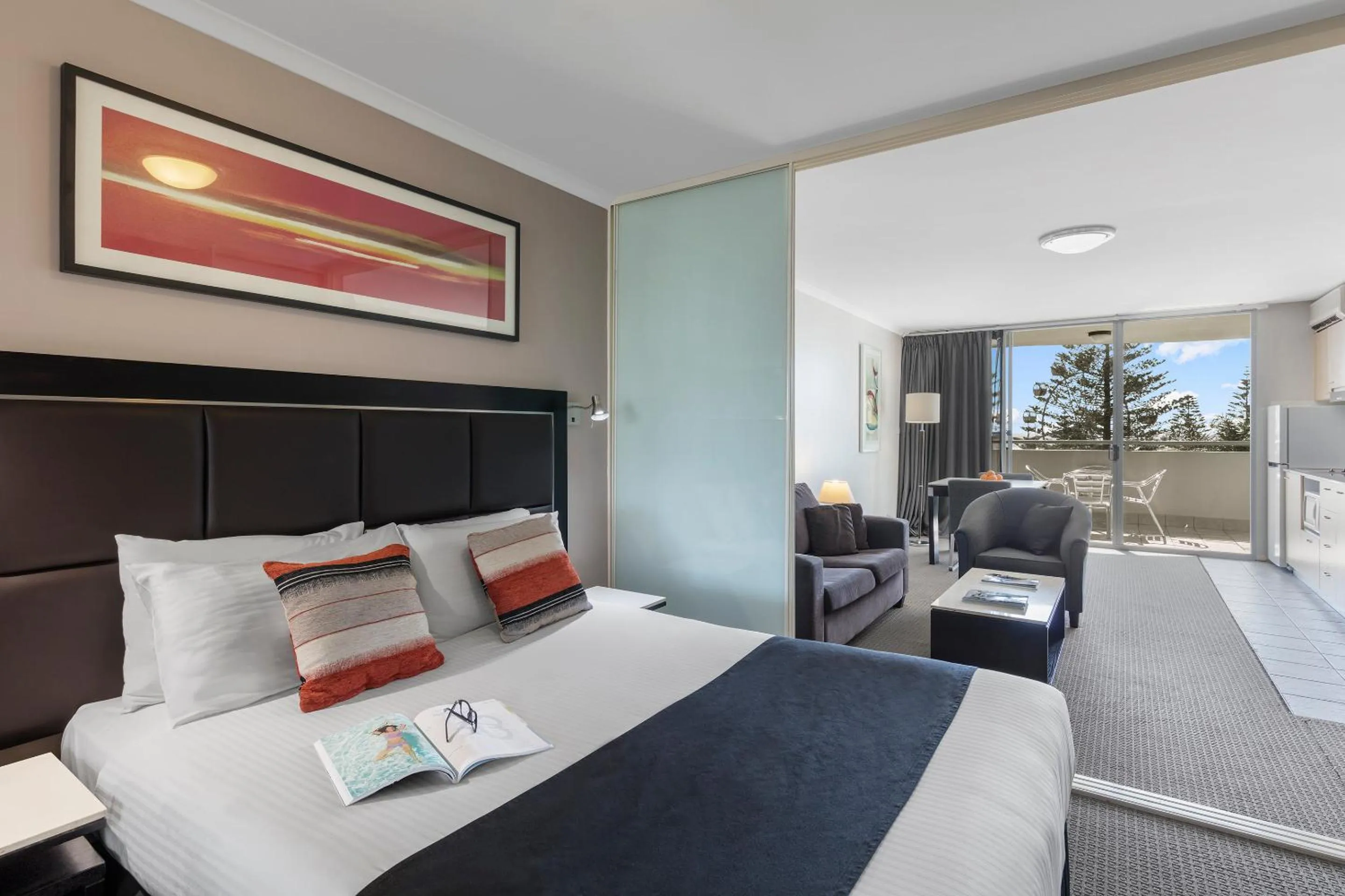 Bed in Nesuto The Entrance