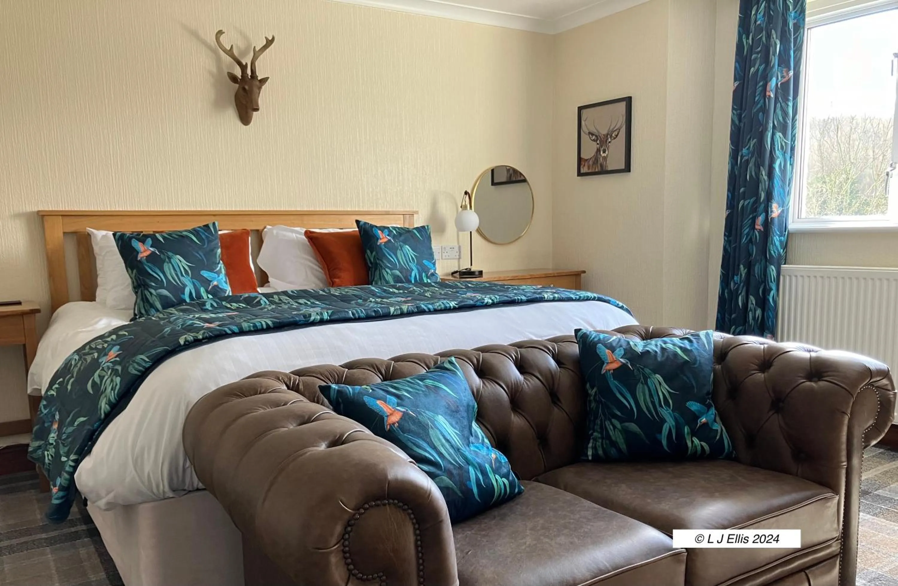 Bedroom, Bed in Foyers House