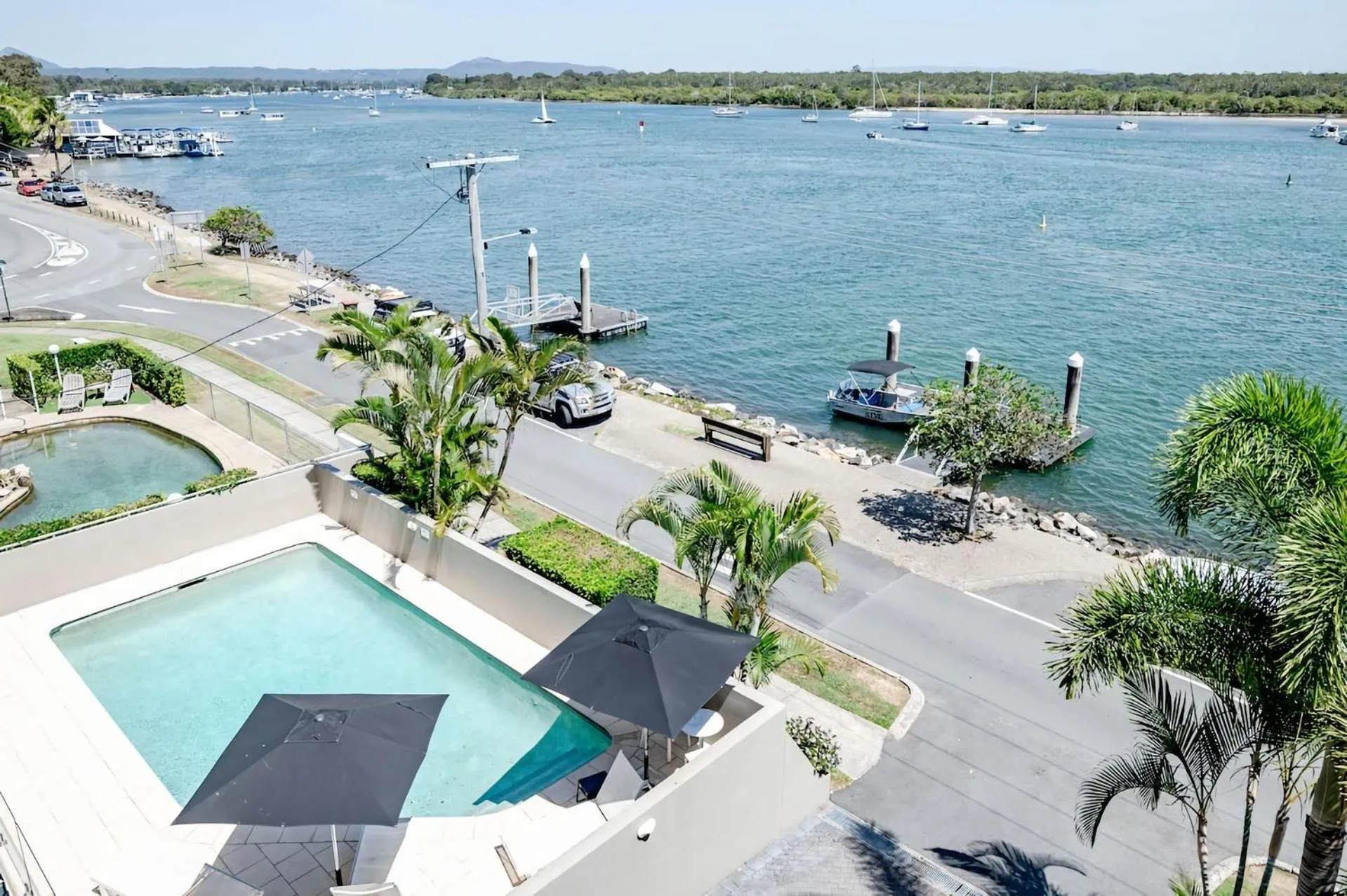 Noosa Penthouse with Stunning River Views