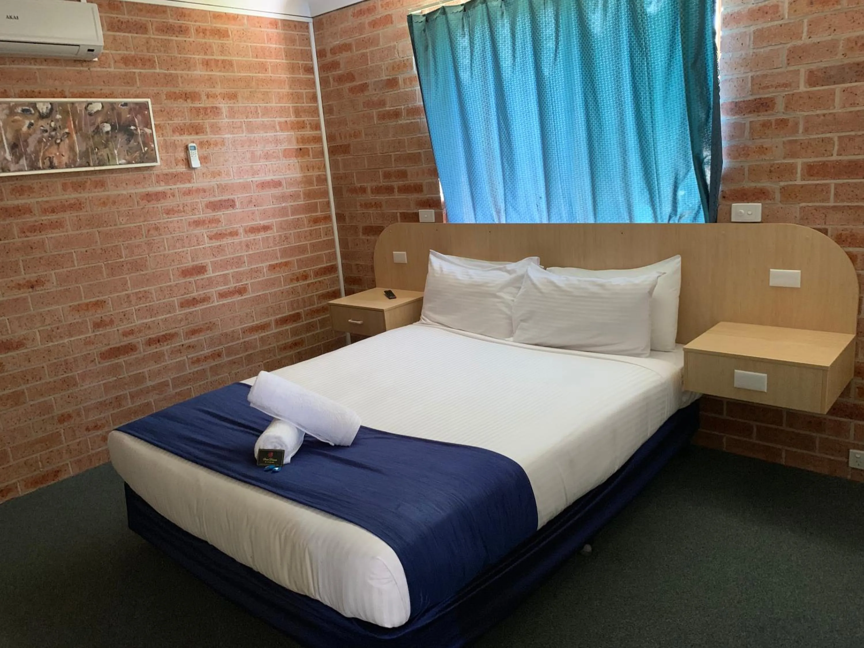 Bed in Branxton House Motel