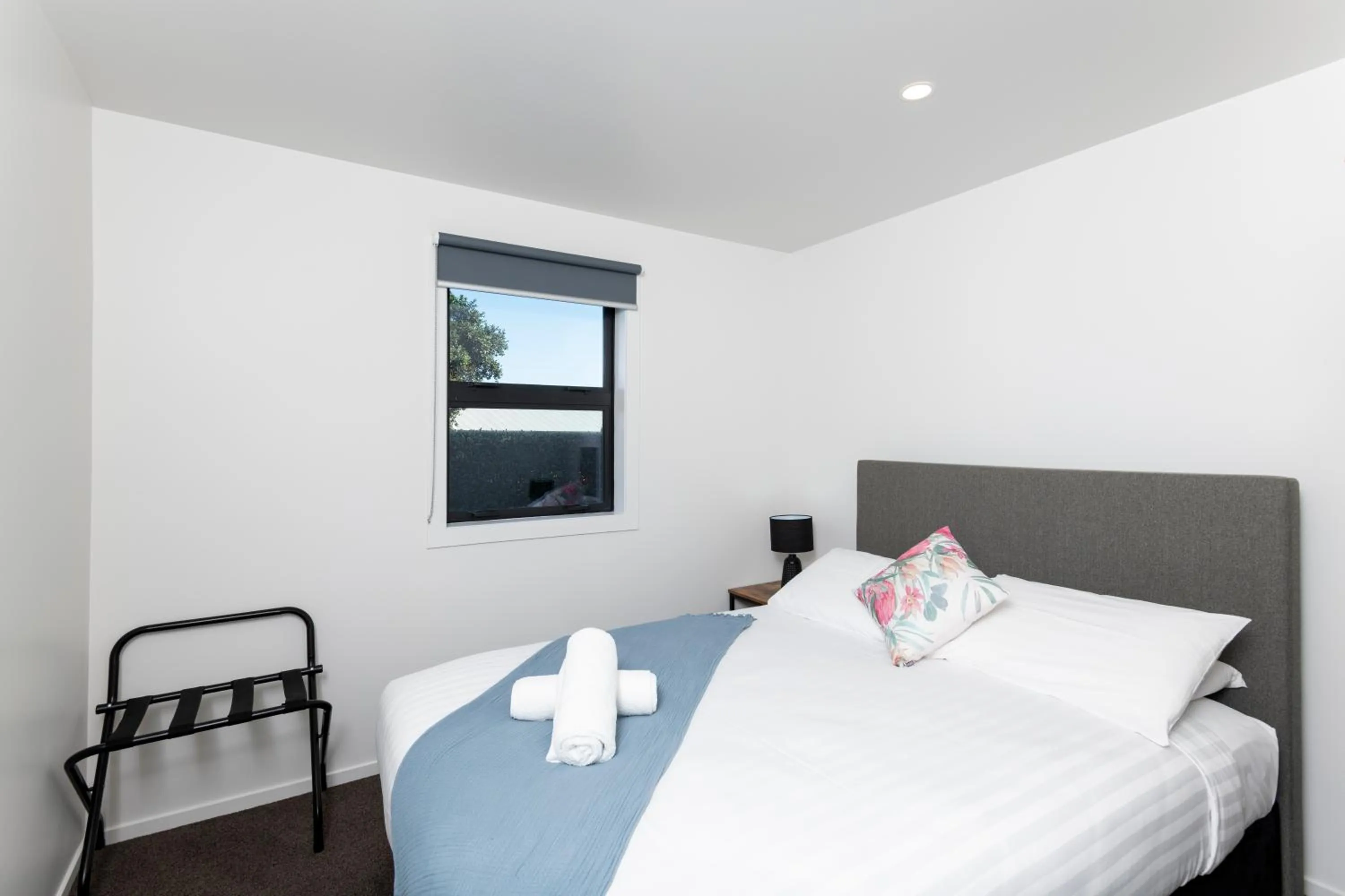 Bedroom, Bed in Waikanae Beach TOP 10 Holiday Park
