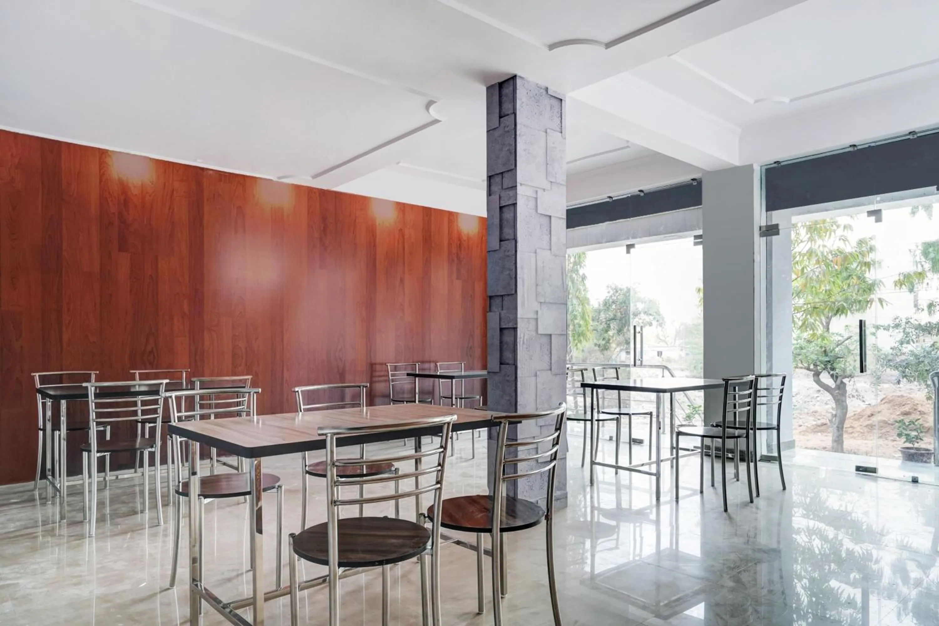 Dining area in Hotel O Rudra palace