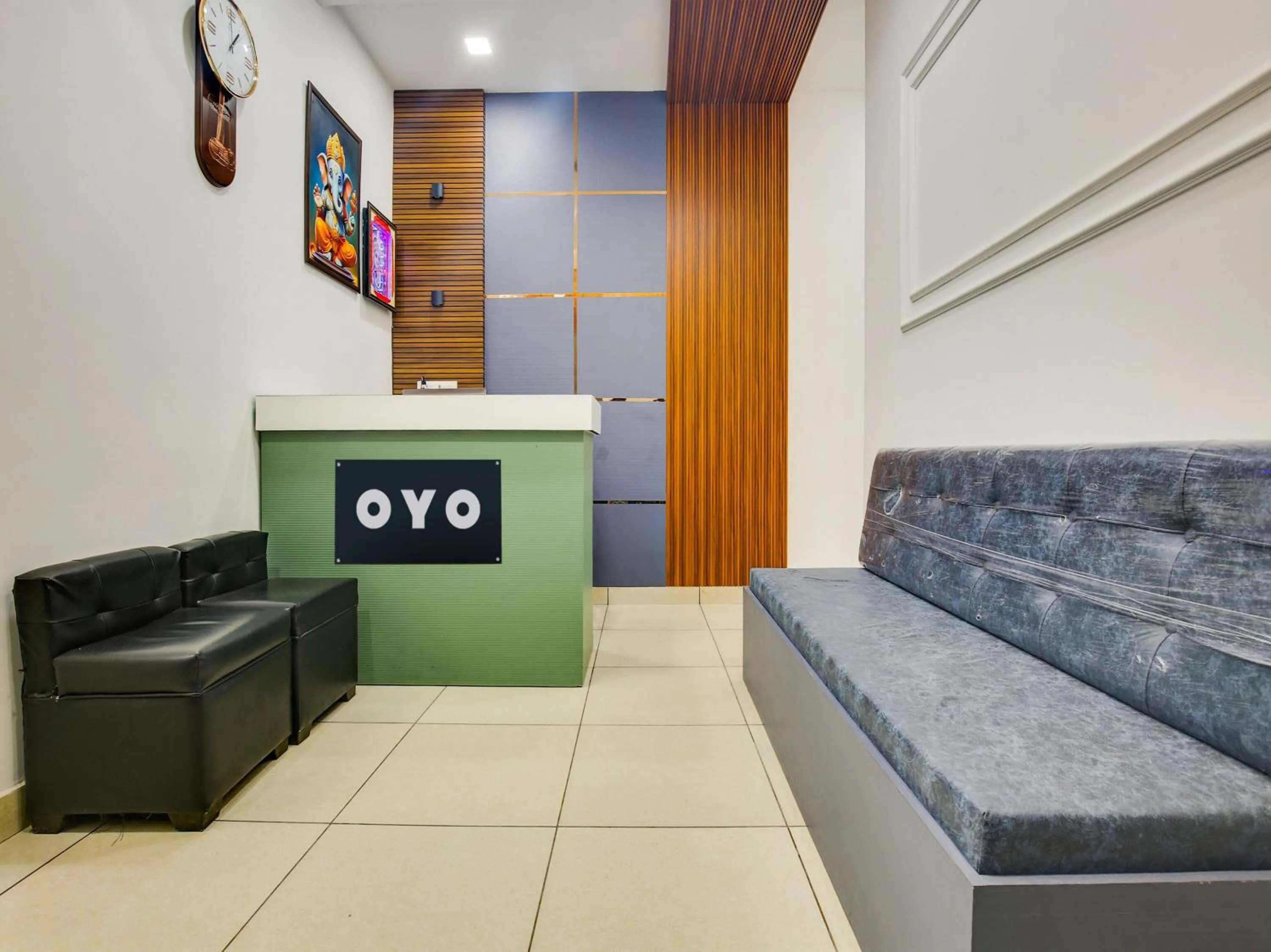 Lobby or reception in Hotel O Green In