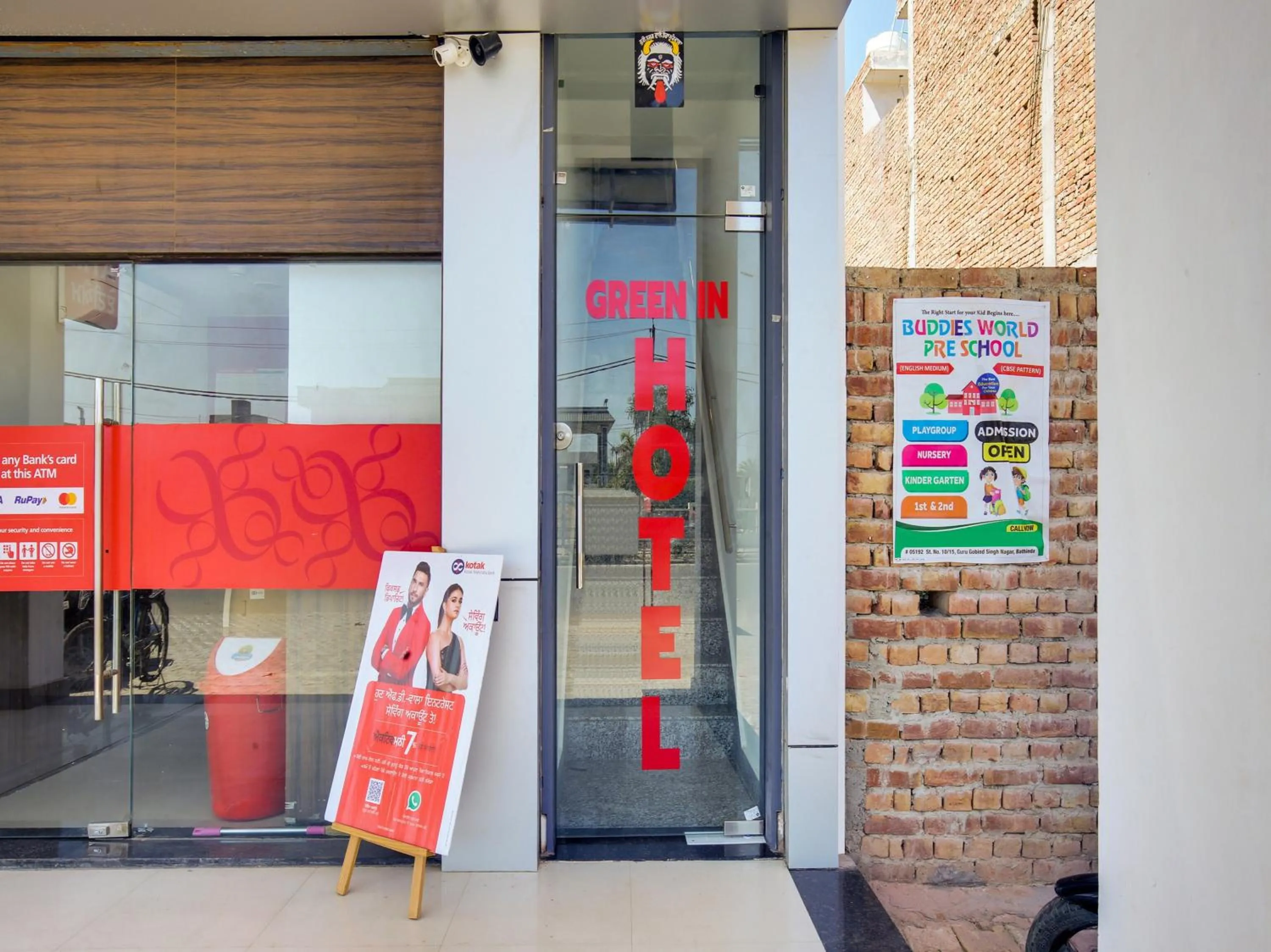 Facade/entrance in Hotel O Green In