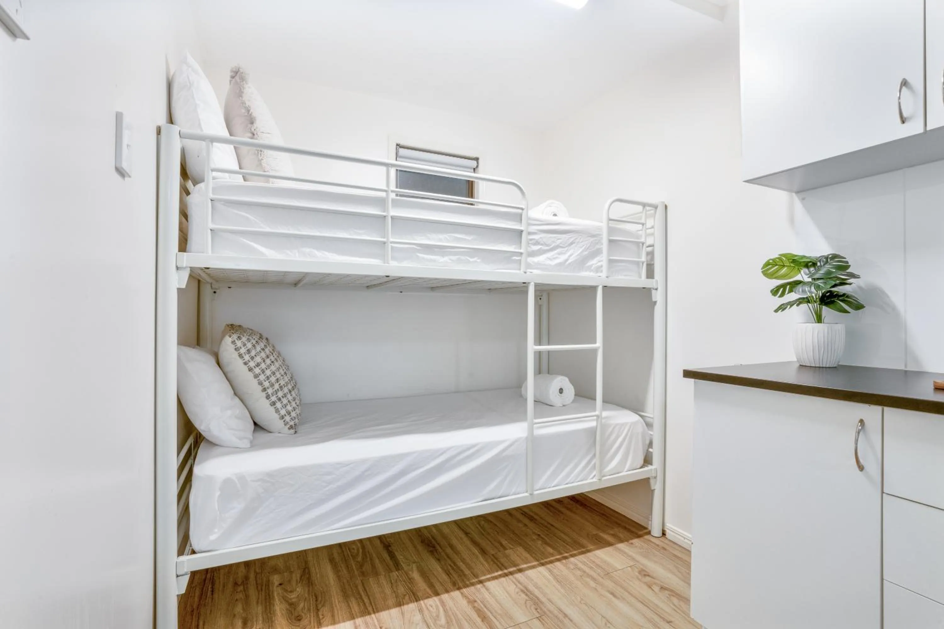 Bed in Tasman Holiday Parks - Torquay Palms